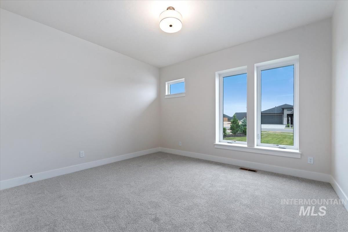 10872 W Barnbougle Ln., Kuna, Idaho 83634, 3 Bedrooms, 2.5 Bathrooms, Residential For Sale, Price $606,880, 98973053