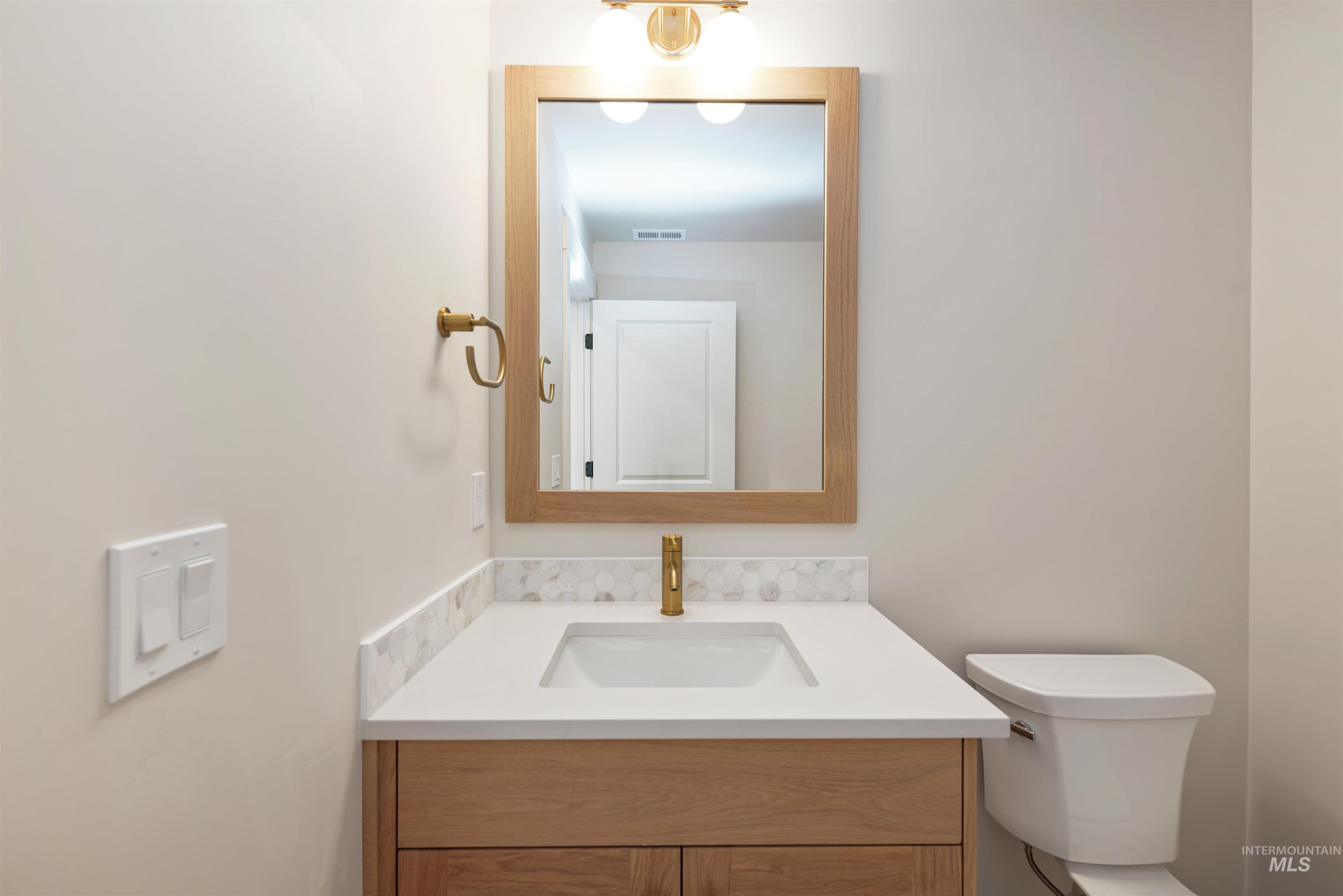 10872 W Barnbougle, Kuna, Idaho 83634, 3 Bedrooms, 2.5 Bathrooms, Residential For Sale, Price $634,880,MLS 98973053