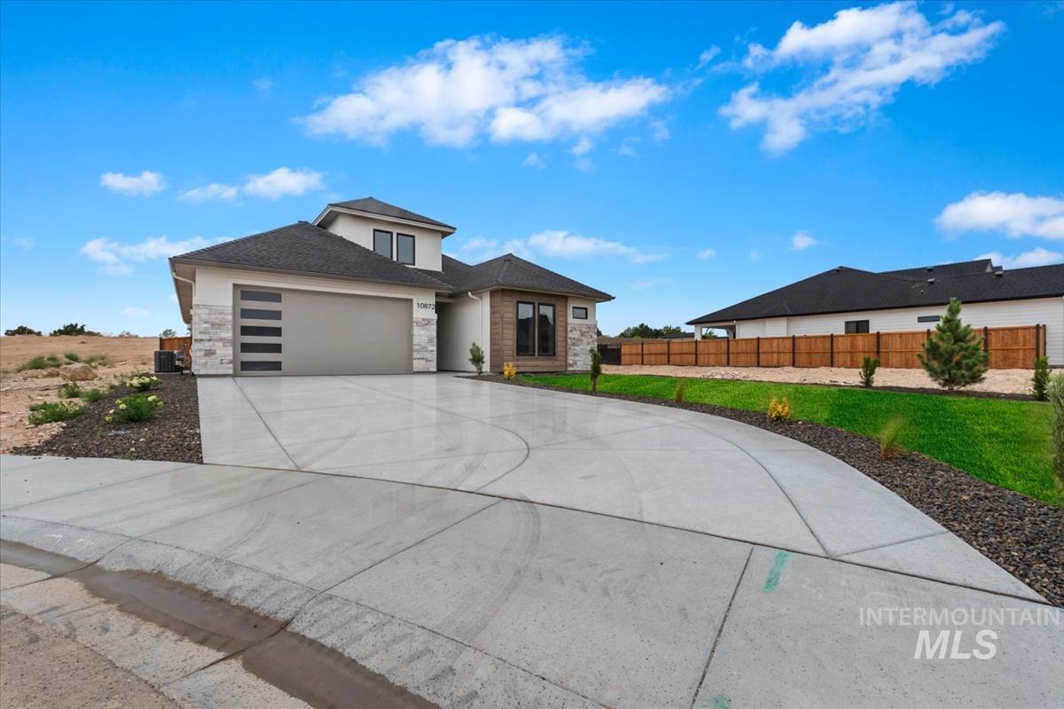 10872 W Barnbougle Ln., Kuna, Idaho 83634, 3 Bedrooms, 2.5 Bathrooms, Residential For Sale, Price $606,880, 98973053
