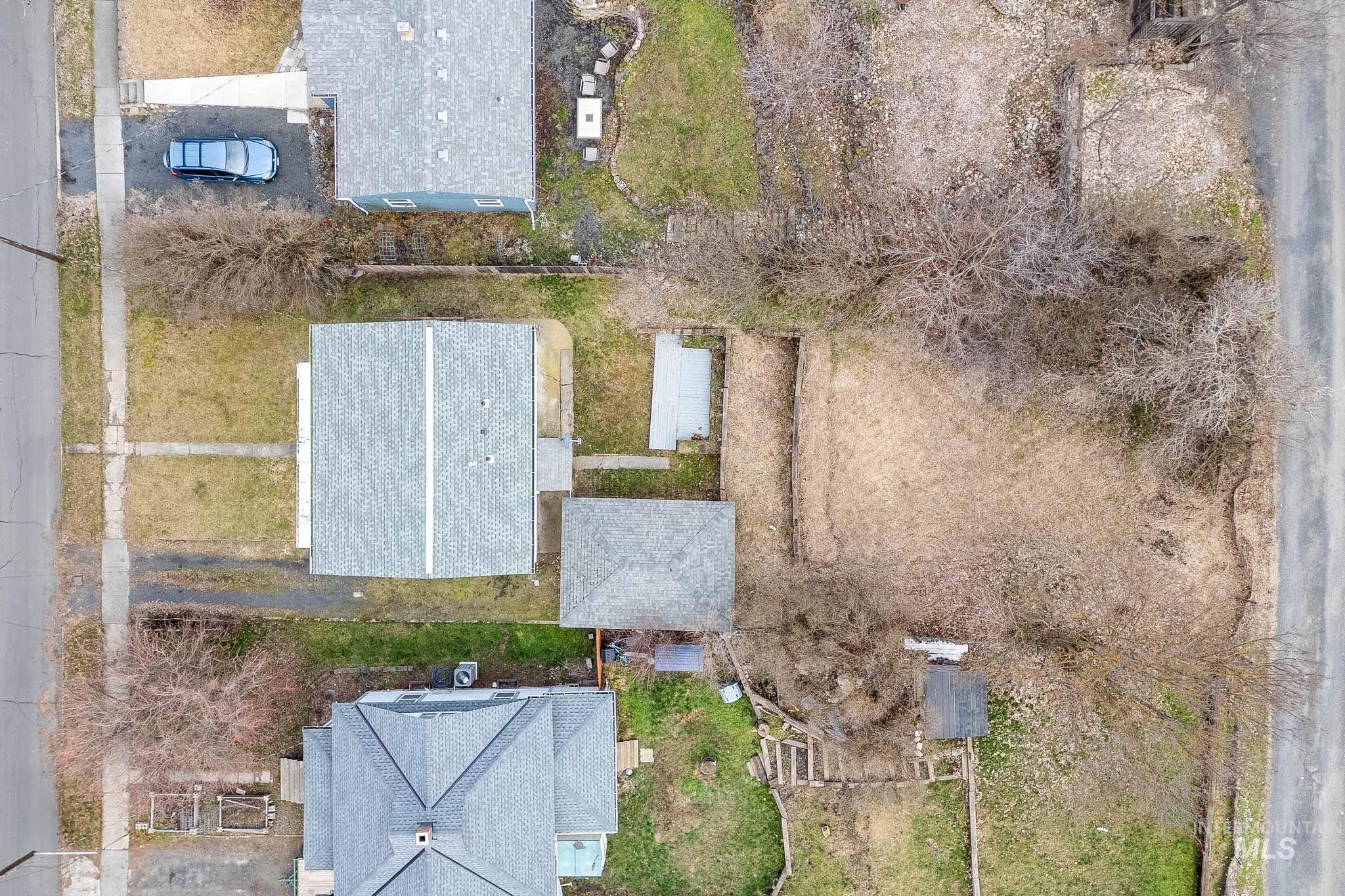 421 E 8th, Moscow, Idaho 83843, 3 Bedrooms, 2 Bathrooms, Residential For Sale, Price $329,000,MLS 98973055