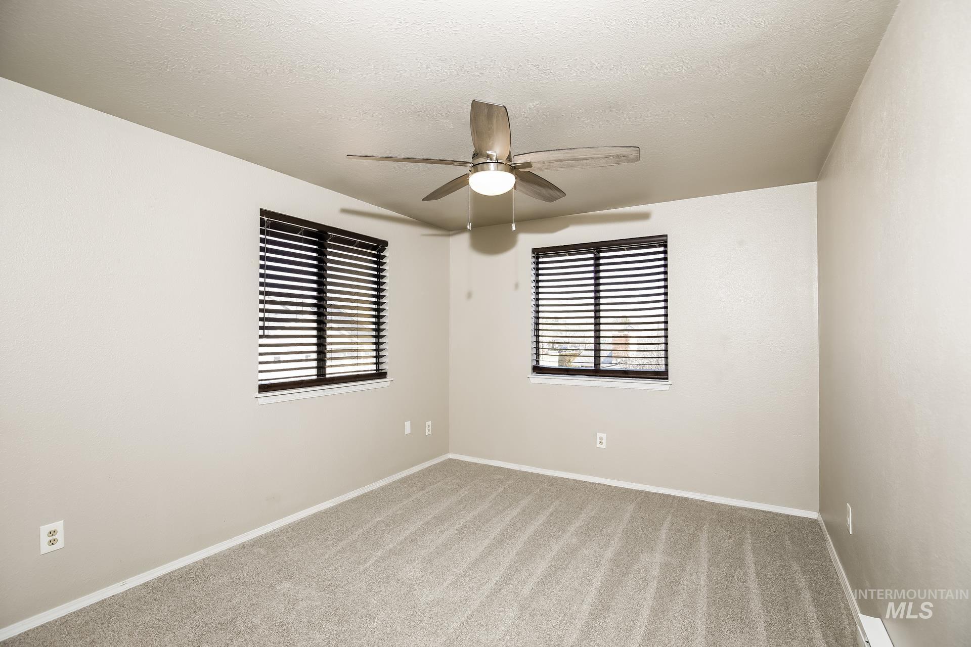 6833 W Colehaven, Boise, Idaho 83704, 2 Bedrooms, 1 Bathroom, Residential For Sale, Price $237,000,MLS 98973056