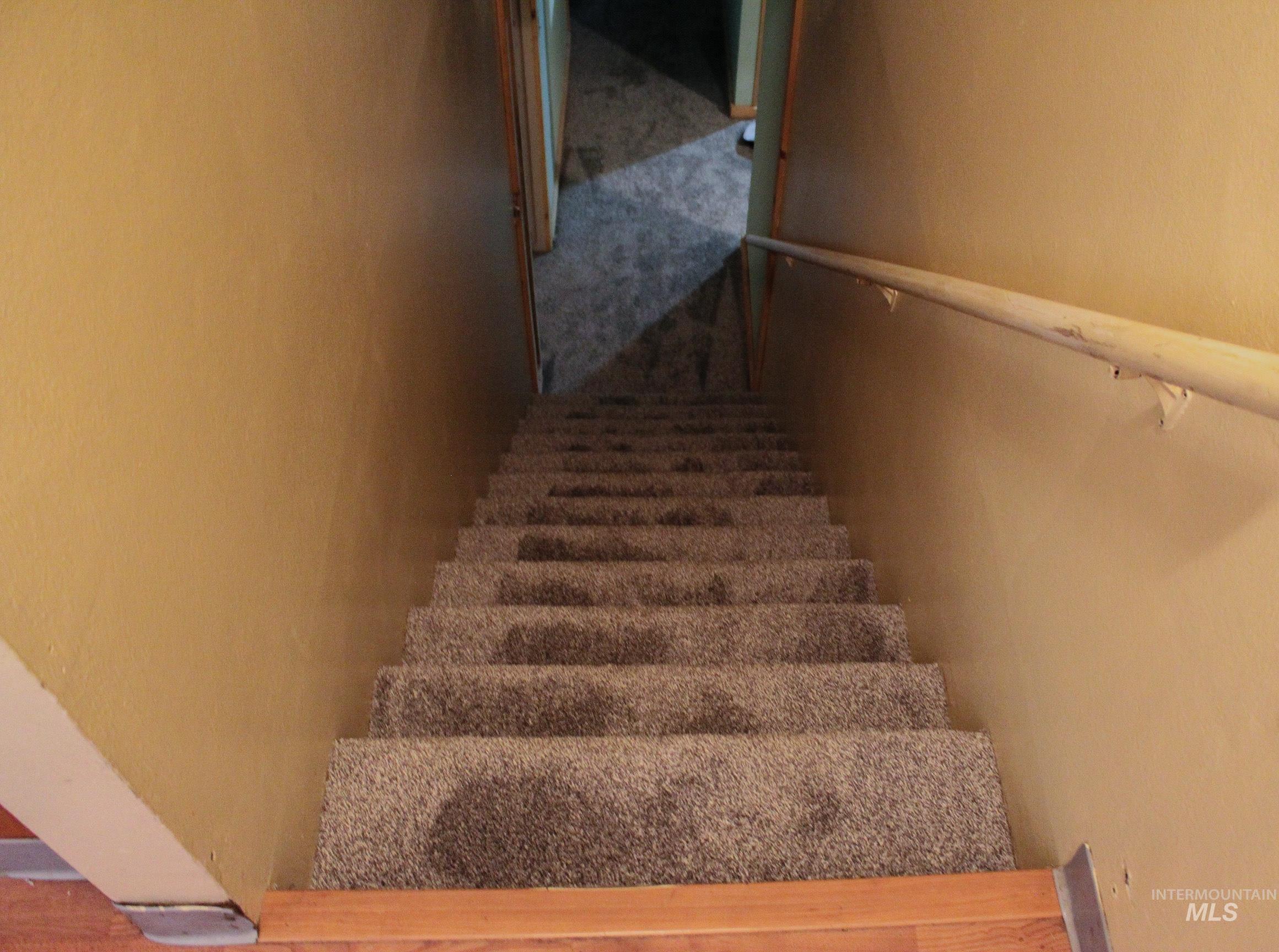 7230 W Alderbrook, Boise, Idaho 83709-0000, 5 Bedrooms, 2 Bathrooms, Residential For Sale, Price $500,000,MLS 98973057