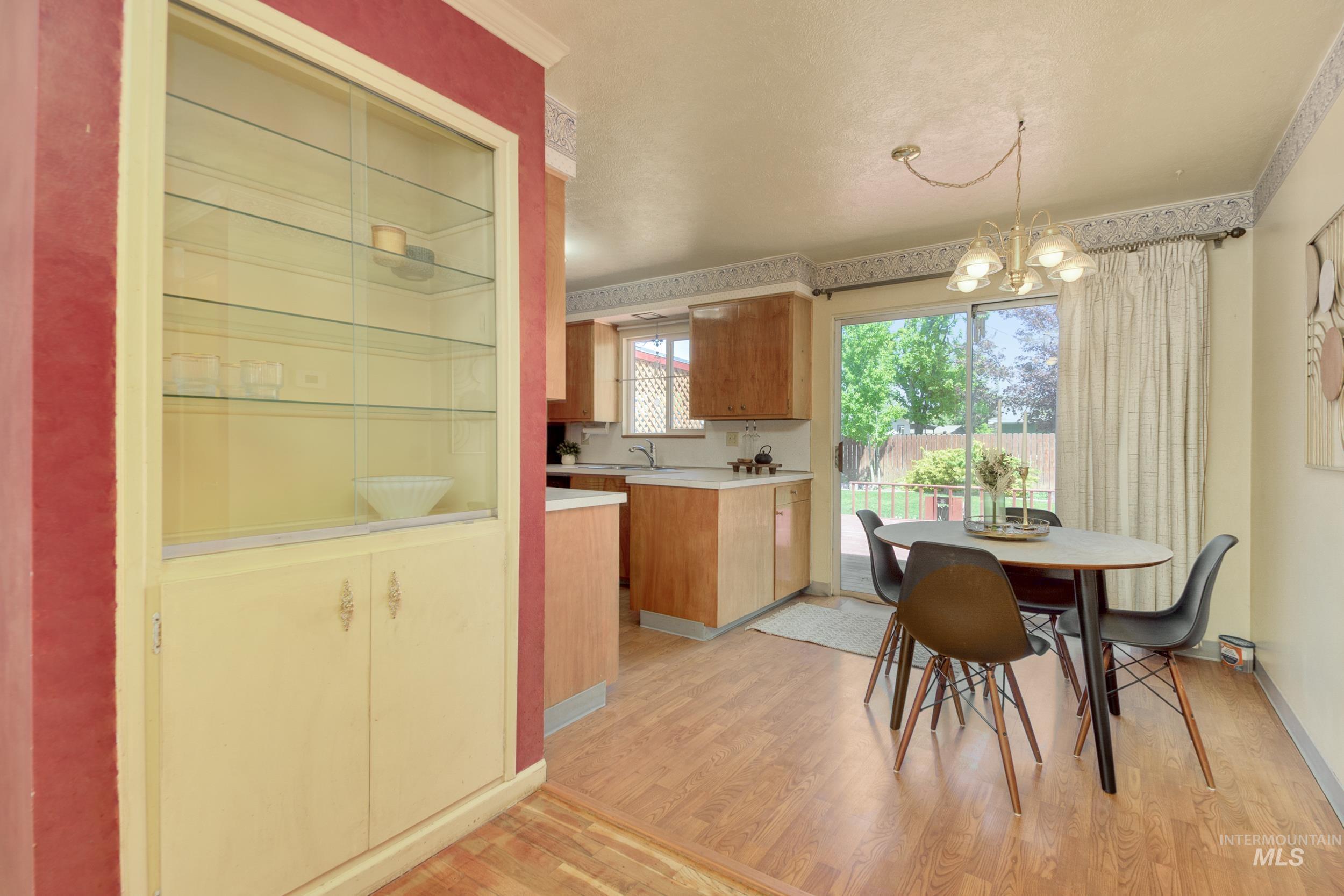 7230 W Alderbrook, Boise, Idaho 83709-0000, 5 Bedrooms, 2 Bathrooms, Residential For Sale, Price $500,000,MLS 98973057