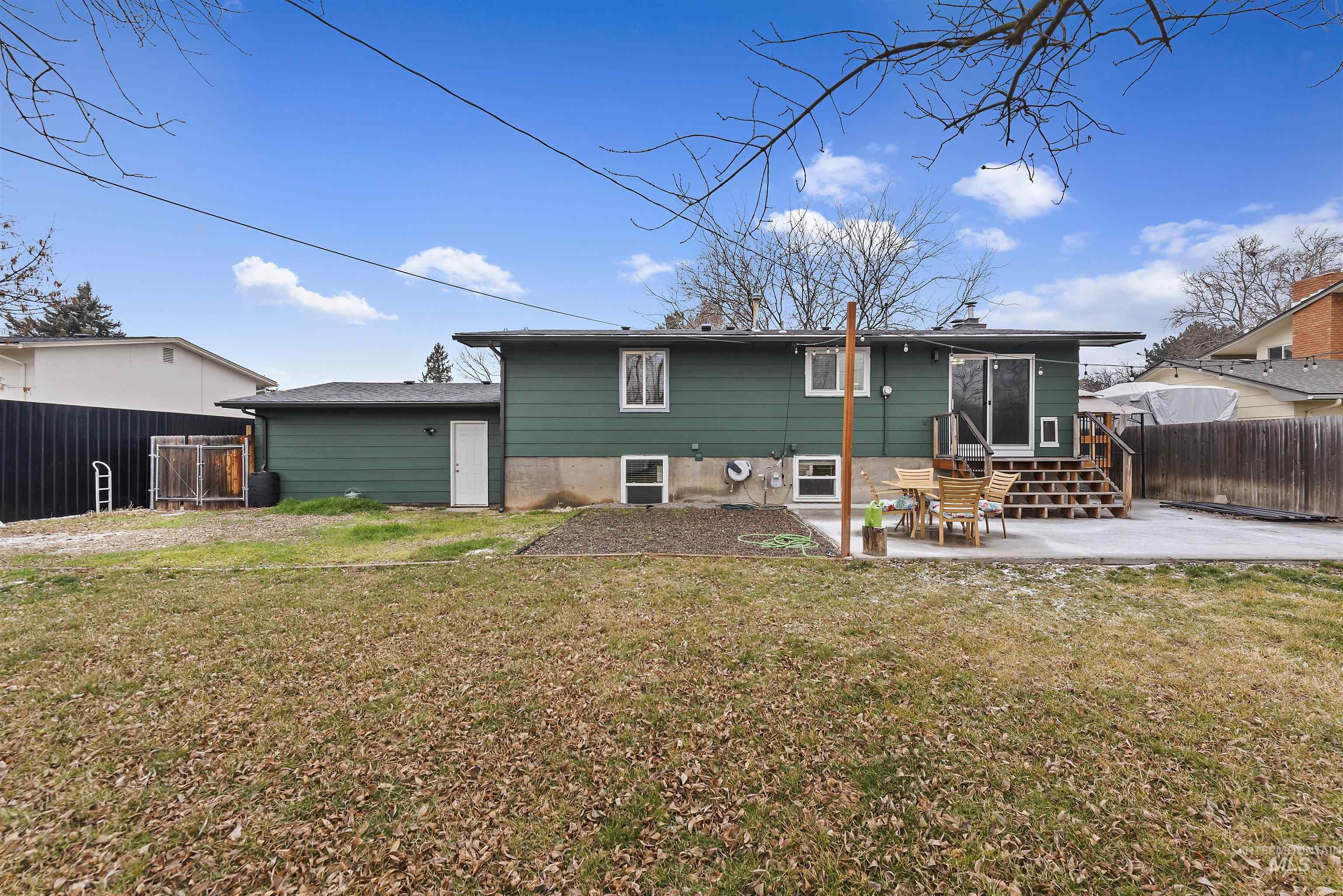 8211 W Brynwood Dr, Boise, Idaho 83704, 4 Bedrooms, 2 Bathrooms, Residential For Sale, Price $450,000,MLS 98973060