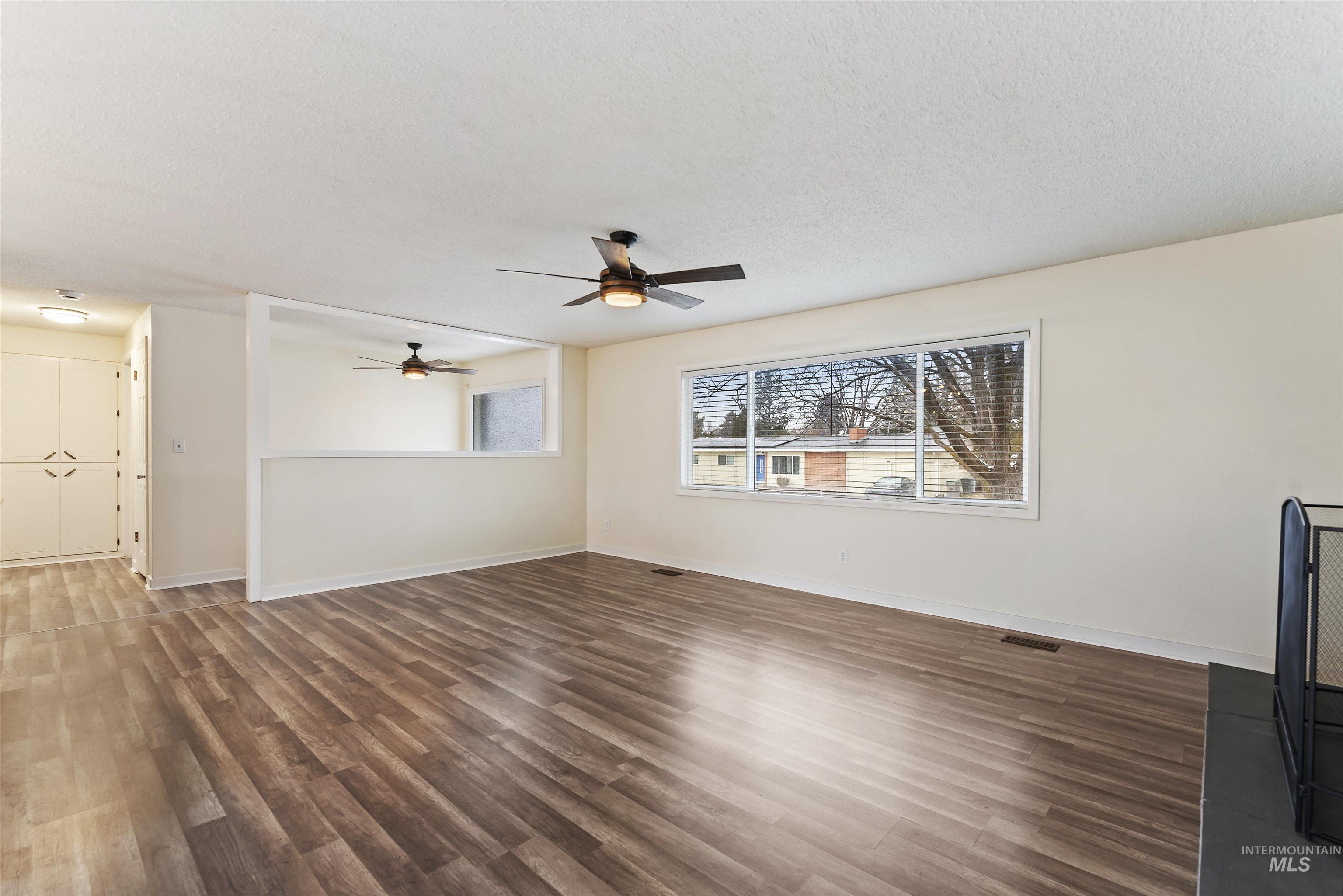 8211 W Brynwood Dr, Boise, Idaho 83704, 4 Bedrooms, 2 Bathrooms, Residential For Sale, Price $450,000,MLS 98973060