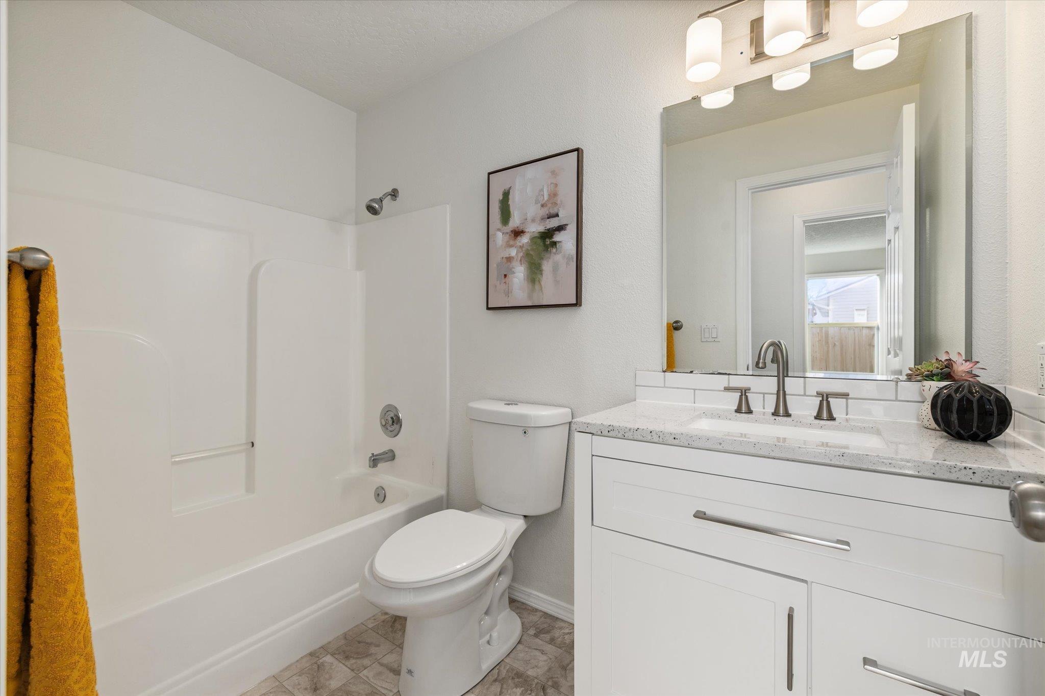 1399 W Gander Dr, Meridian, Idaho 83642, 3 Bedrooms, 2 Bathrooms, Residential For Sale, Price $399,900,MLS 98973062