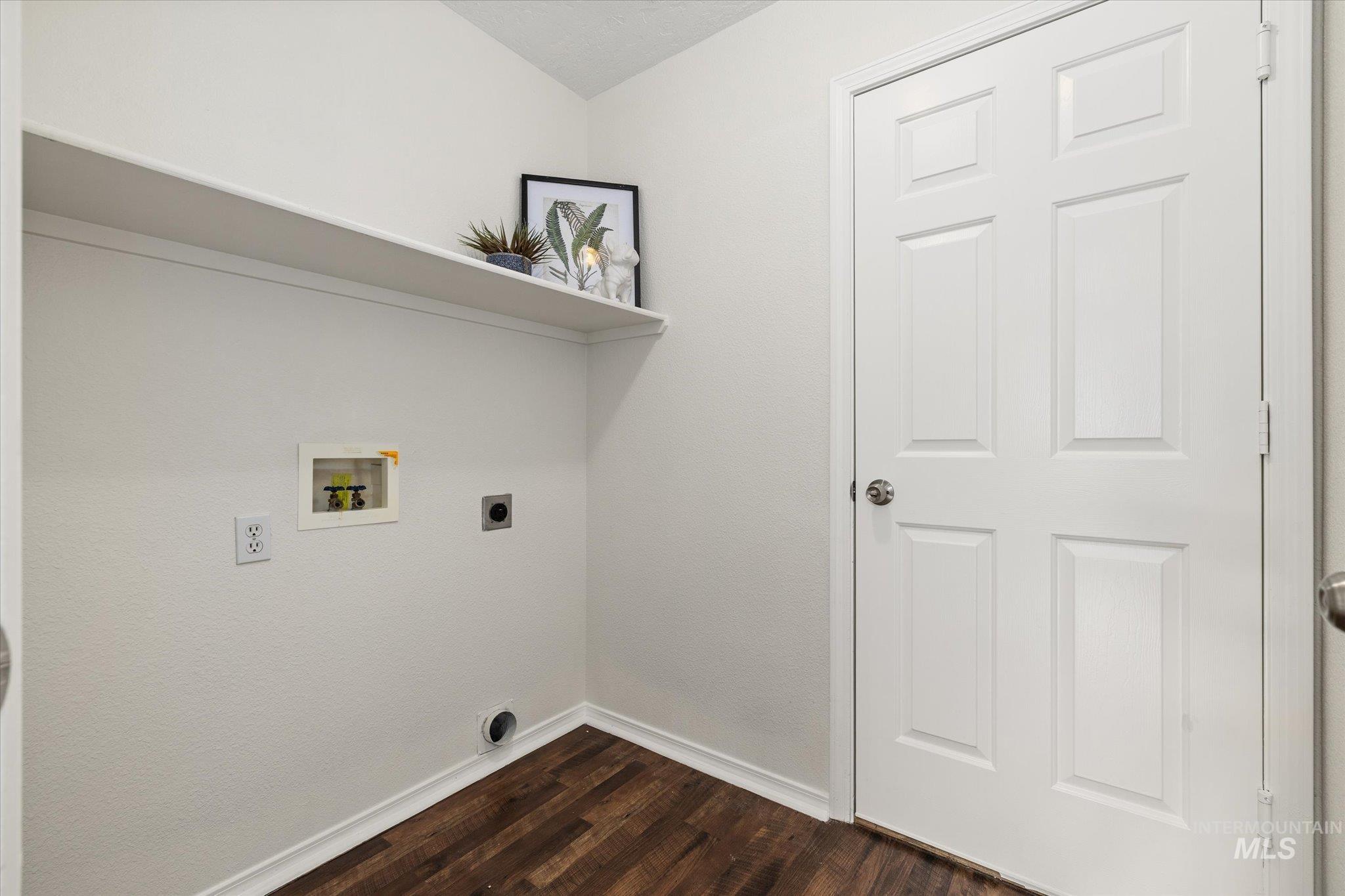 1399 W Gander Dr, Meridian, Idaho 83642, 3 Bedrooms, 2 Bathrooms, Residential For Sale, Price $399,900,MLS 98973062