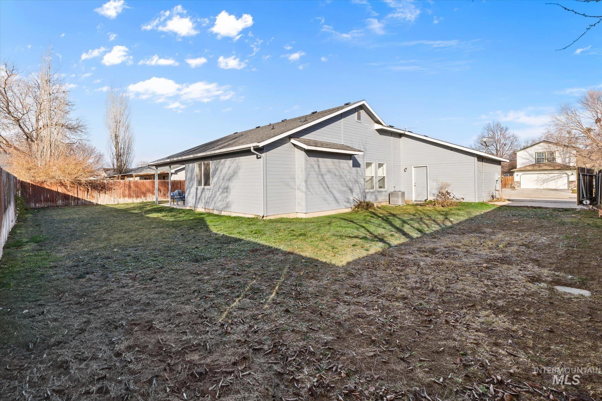 1399 W Gander Dr, Meridian, Idaho 83642, 3 Bedrooms, 2 Bathrooms, Residential For Sale, Price $399,900,MLS 98973062