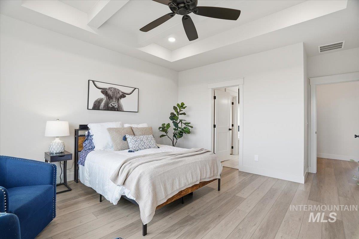 398 S Big Star Ln, Eagle, Idaho 83616, 3 Bedrooms, 2 Bathrooms, Residential For Sale, Price $599,000,MLS 98973068