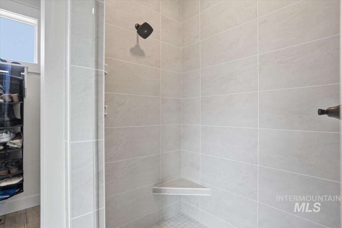 398 S Big Star Ln, Eagle, Idaho 83616, 3 Bedrooms, 2 Bathrooms, Residential For Sale, Price $599,000,MLS 98973068