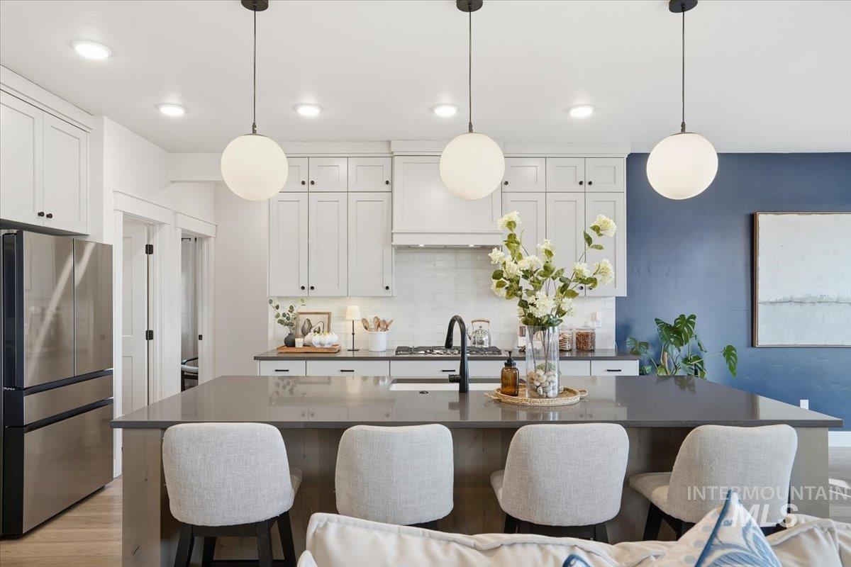 398 S Big Star Ln, Eagle, Idaho 83616, 3 Bedrooms, 2 Bathrooms, Residential For Sale, Price $599,000,MLS 98973068