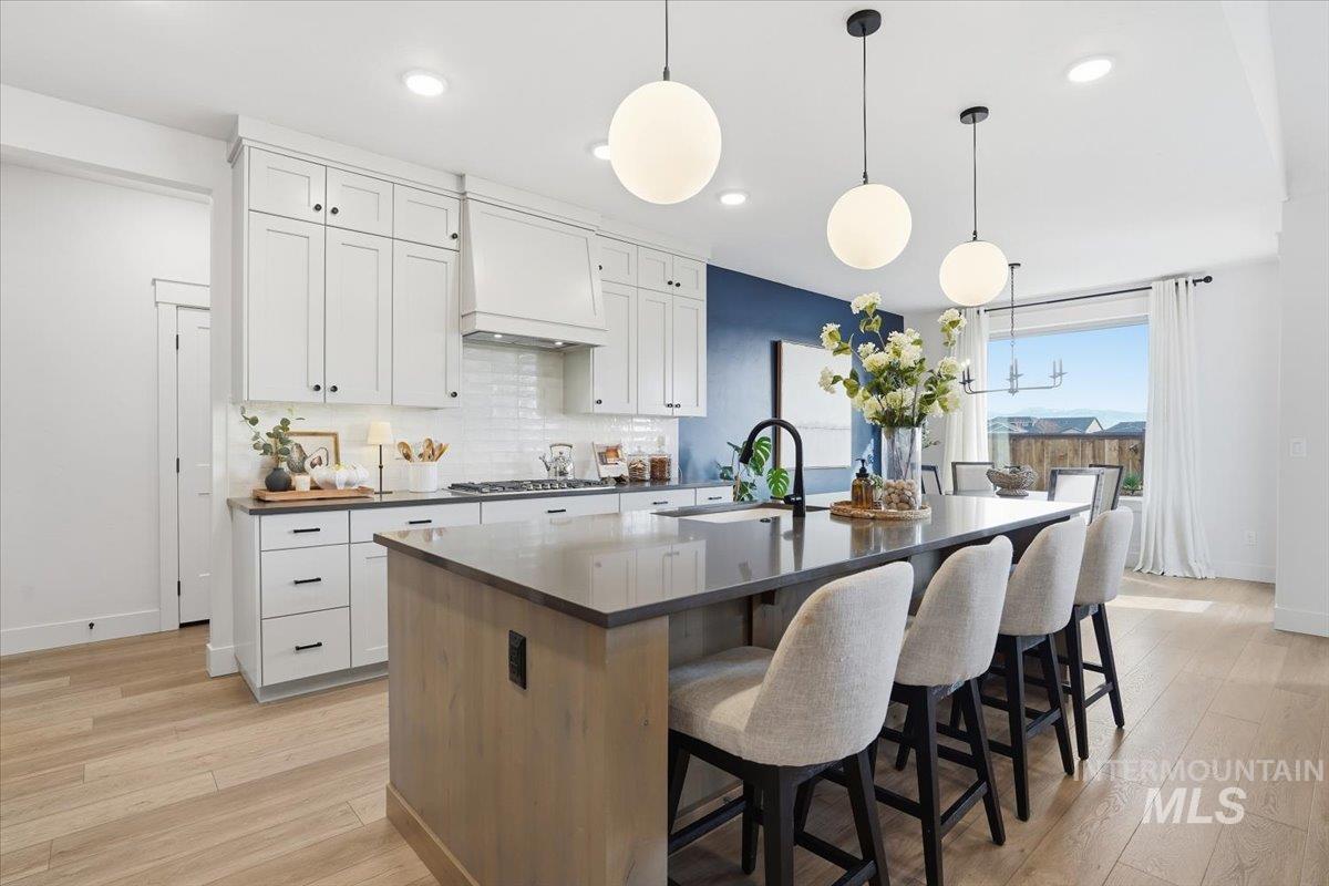 398 S Big Star Ln, Eagle, Idaho 83616, 3 Bedrooms, 2 Bathrooms, Residential For Sale, Price $599,000,MLS 98973068