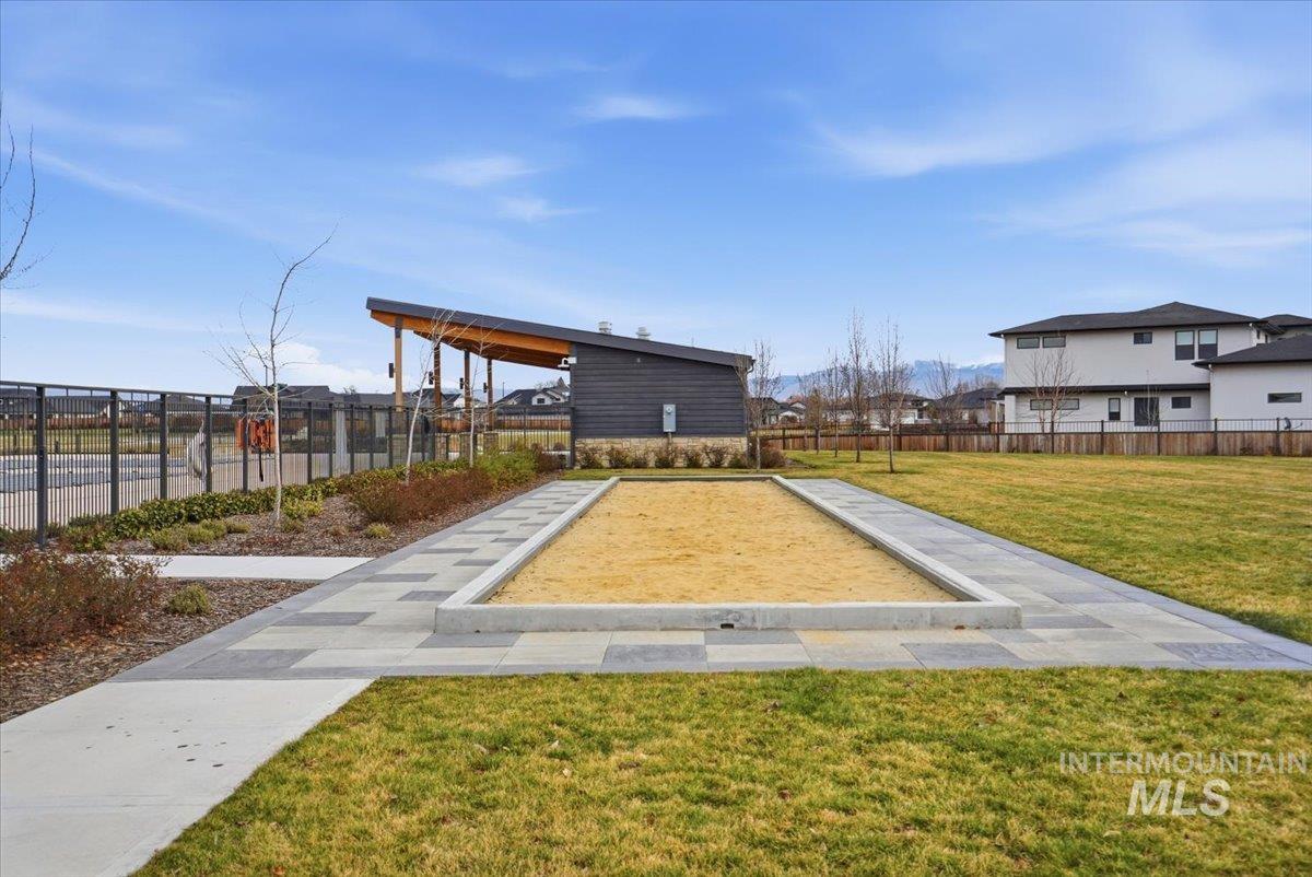 398 S Big Star Ln, Eagle, Idaho 83616, 3 Bedrooms, 2 Bathrooms, Residential For Sale, Price $599,000,MLS 98973068