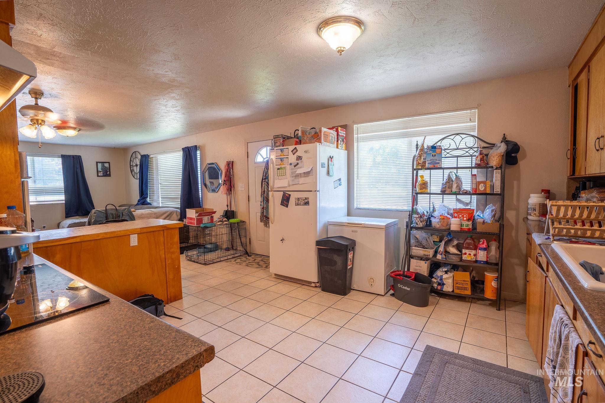 3121 & 3125 College Ave, Caldwell, Idaho 83605, 3 Bedrooms, 1 Bathroom, Residential Income For Sale, Price $415,000,MLS 98973069