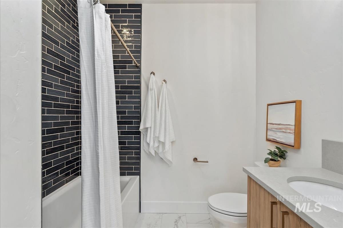 3255 W Moore Street, Boise, Idaho 83702, 3 Bedrooms, 3.5 Bathrooms, Residential For Sale, Price $829,900,MLS 98973070