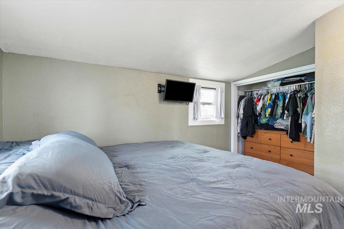 116 Maple St, Nampa, Idaho 83686-5026, 1 Bedroom, 1 Bathroom, Residential For Sale, Price $239,900,MLS 98973072