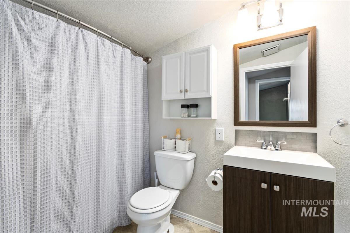 116 Maple St, Nampa, Idaho 83686-5026, 1 Bedroom, 1 Bathroom, Residential For Sale, Price $239,900,MLS 98973072