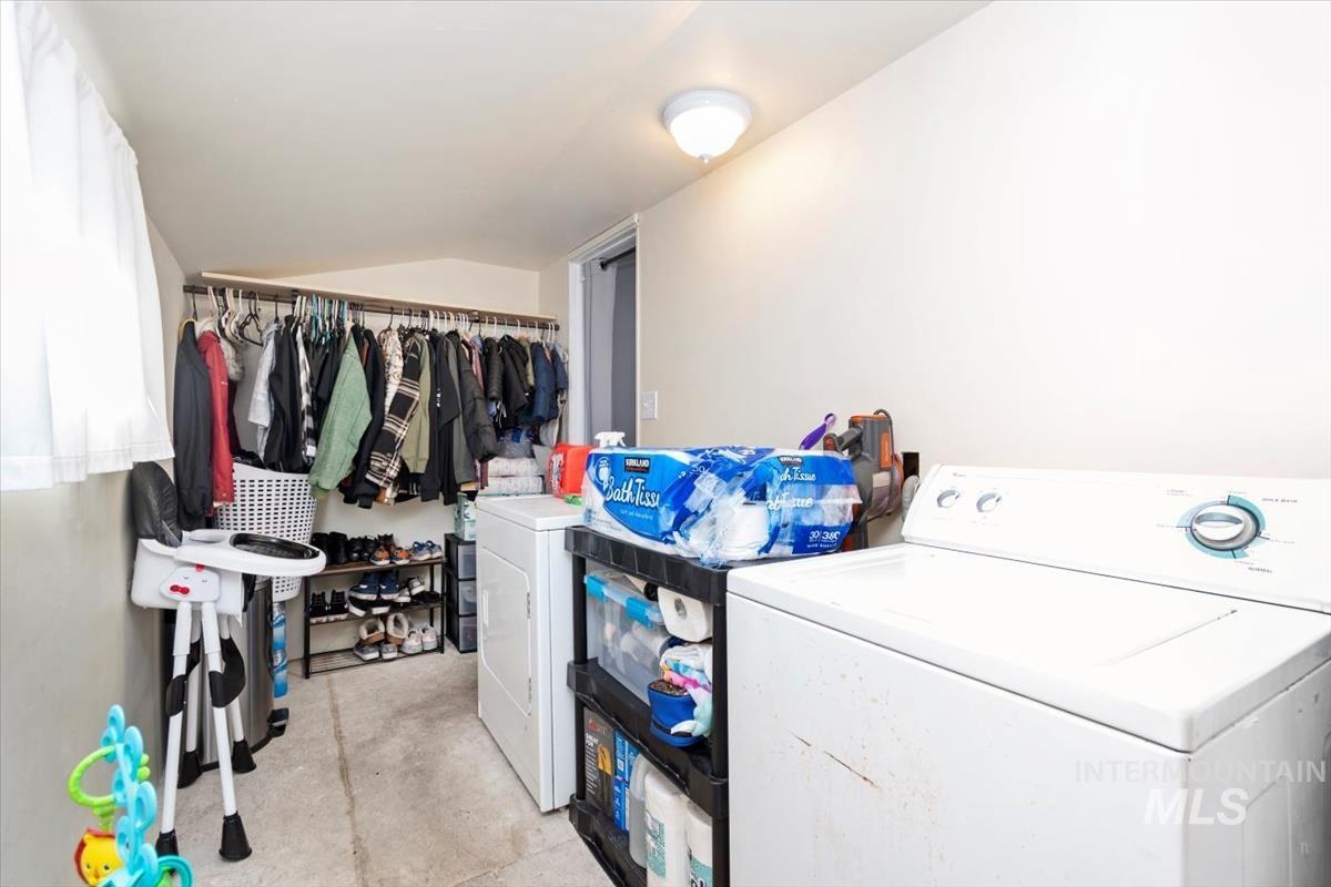 116 Maple St, Nampa, Idaho 83686-5026, 1 Bedroom, 1 Bathroom, Residential For Sale, Price $239,900,MLS 98973072