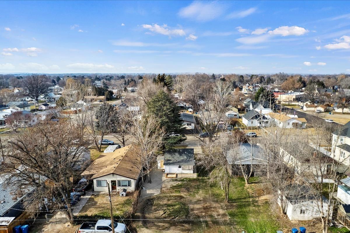 116 Maple St, Nampa, Idaho 83686-5026, 1 Bedroom, 1 Bathroom, Residential For Sale, Price $239,900,MLS 98973072