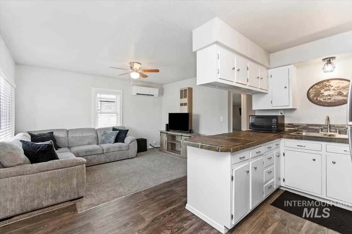 116 Maple St, Nampa, Idaho 83686-5026, 1 Bedroom, 1 Bathroom, Residential For Sale, Price $239,900,MLS 98973072