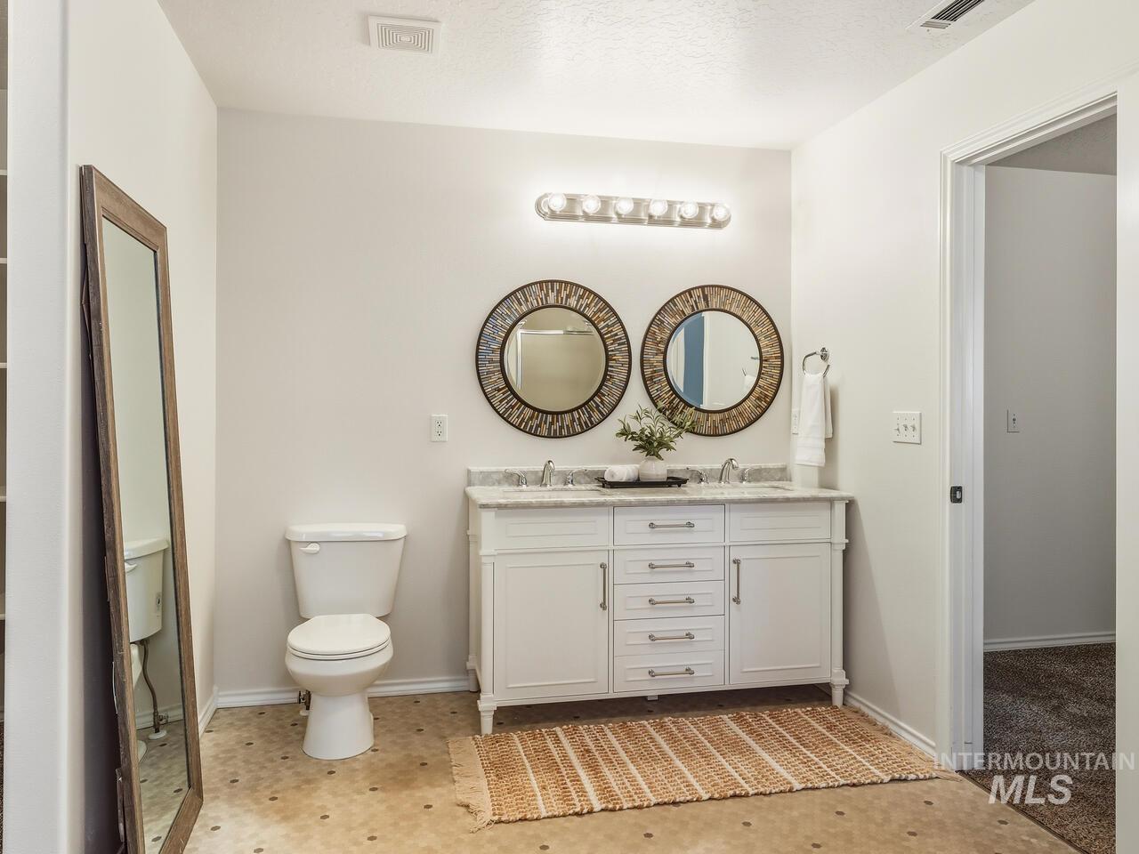 16935 N Thurgood Loop, Nampa, Idaho 83687, 3 Bedrooms, 2 Bathrooms, Residential For Sale, Price $370,000,MLS 98973074