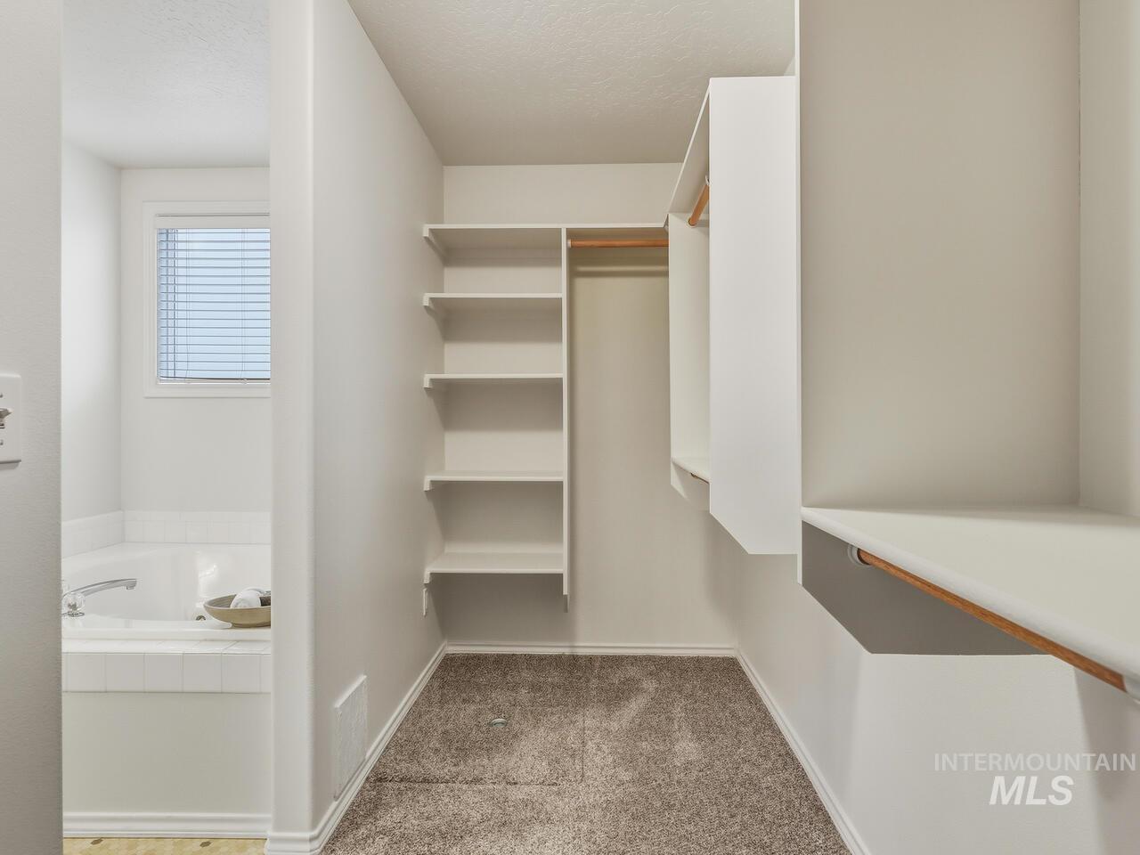 16935 N Thurgood Loop, Nampa, Idaho 83687, 3 Bedrooms, 2 Bathrooms, Residential For Sale, Price $370,000,MLS 98973074