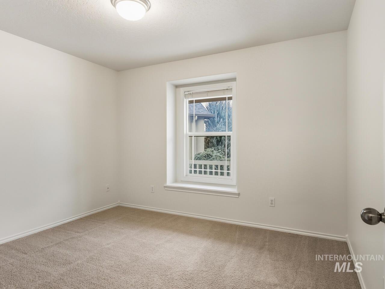 16935 N Thurgood Loop, Nampa, Idaho 83687, 3 Bedrooms, 2 Bathrooms, Residential For Sale, Price $370,000,MLS 98973074