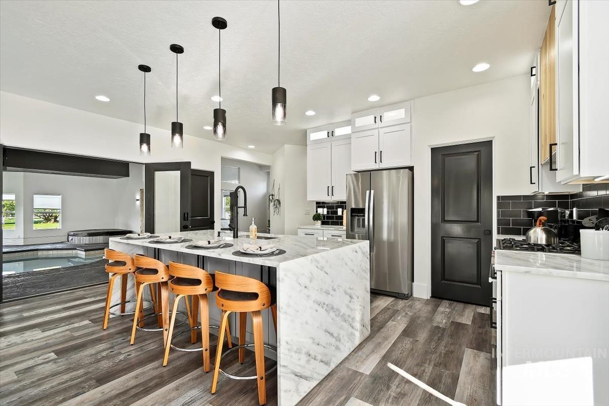 2095 N Meridian Rd, Eagle, Idaho 83616, 4 Bedrooms, 3 Bathrooms, Residential For Sale, Price $1,999,000, 98973082