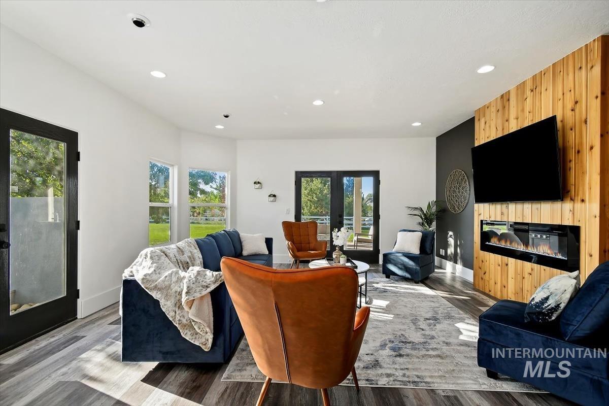 2095 N Meridian Rd, Eagle, Idaho 83616, 4 Bedrooms, 3 Bathrooms, Residential For Sale, Price $1,999,000,MLS 98973082