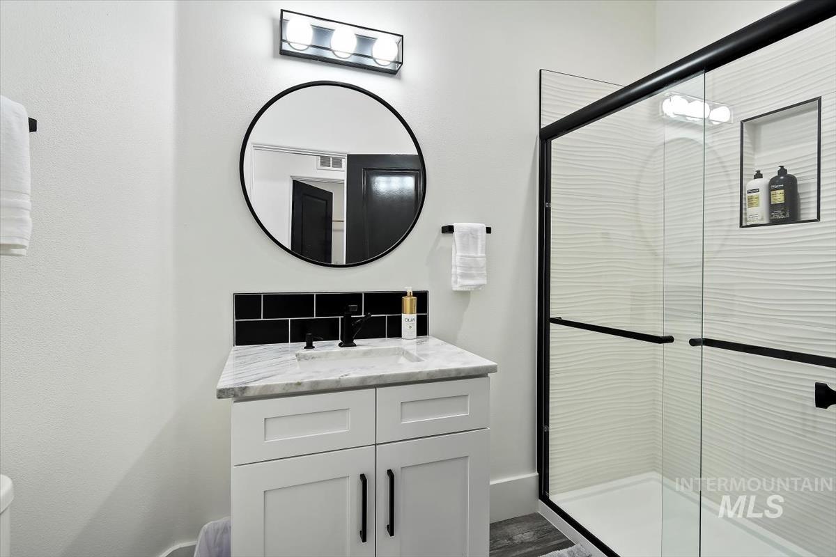 2095 N Meridian Rd, Eagle, Idaho 83616, 4 Bedrooms, 3 Bathrooms, Residential For Sale, Price $1,999,000,MLS 98973082