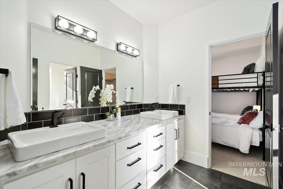 2095 N Meridian Rd, Eagle, Idaho 83616, 4 Bedrooms, 3 Bathrooms, Residential For Sale, Price $1,999,000,MLS 98973082