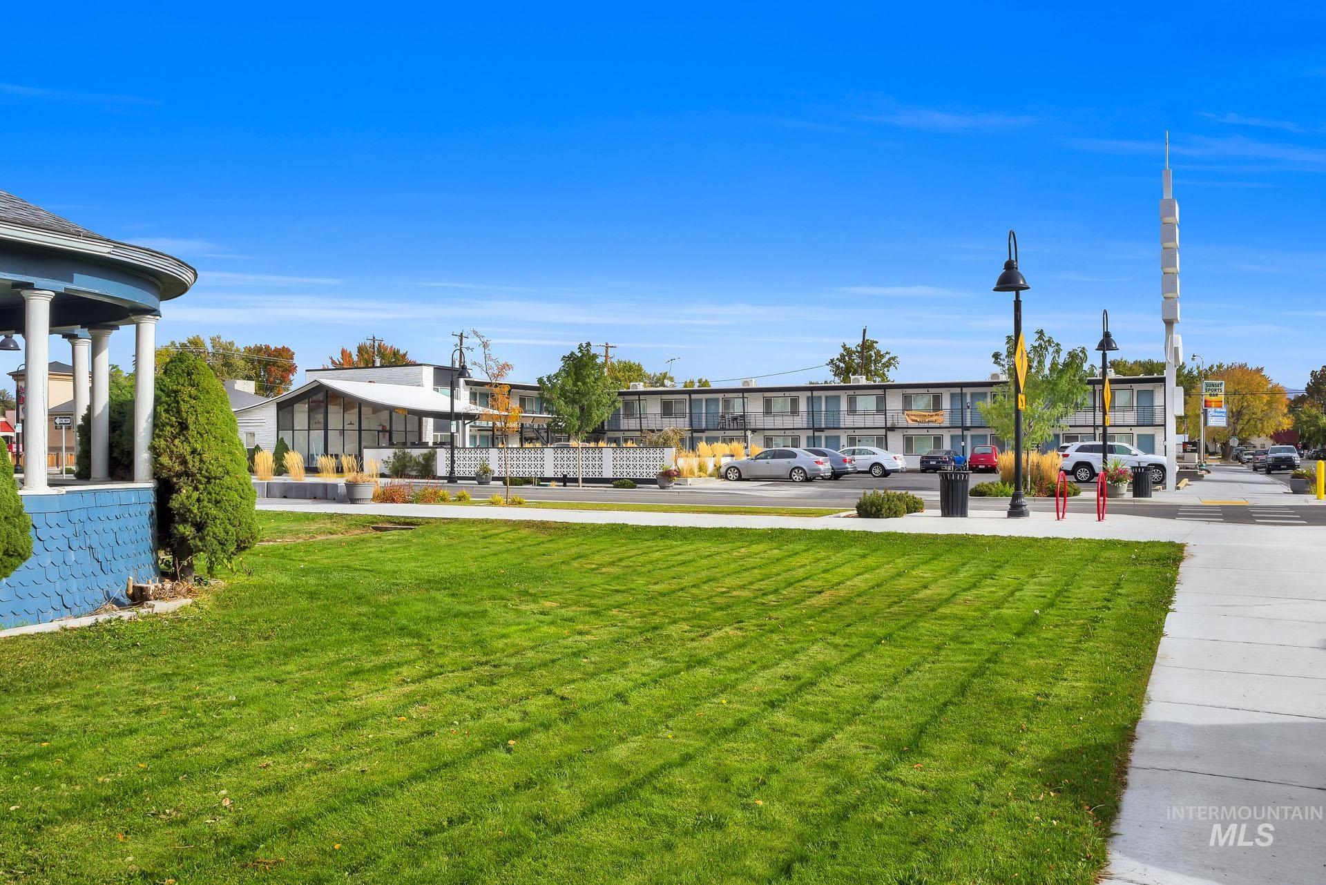 405 N 2nd E, Mountain Home, Idaho 83647, 1 Bedroom, 1 Bathroom, Residential Income For Sale, Price $760,000,MLS 98973083