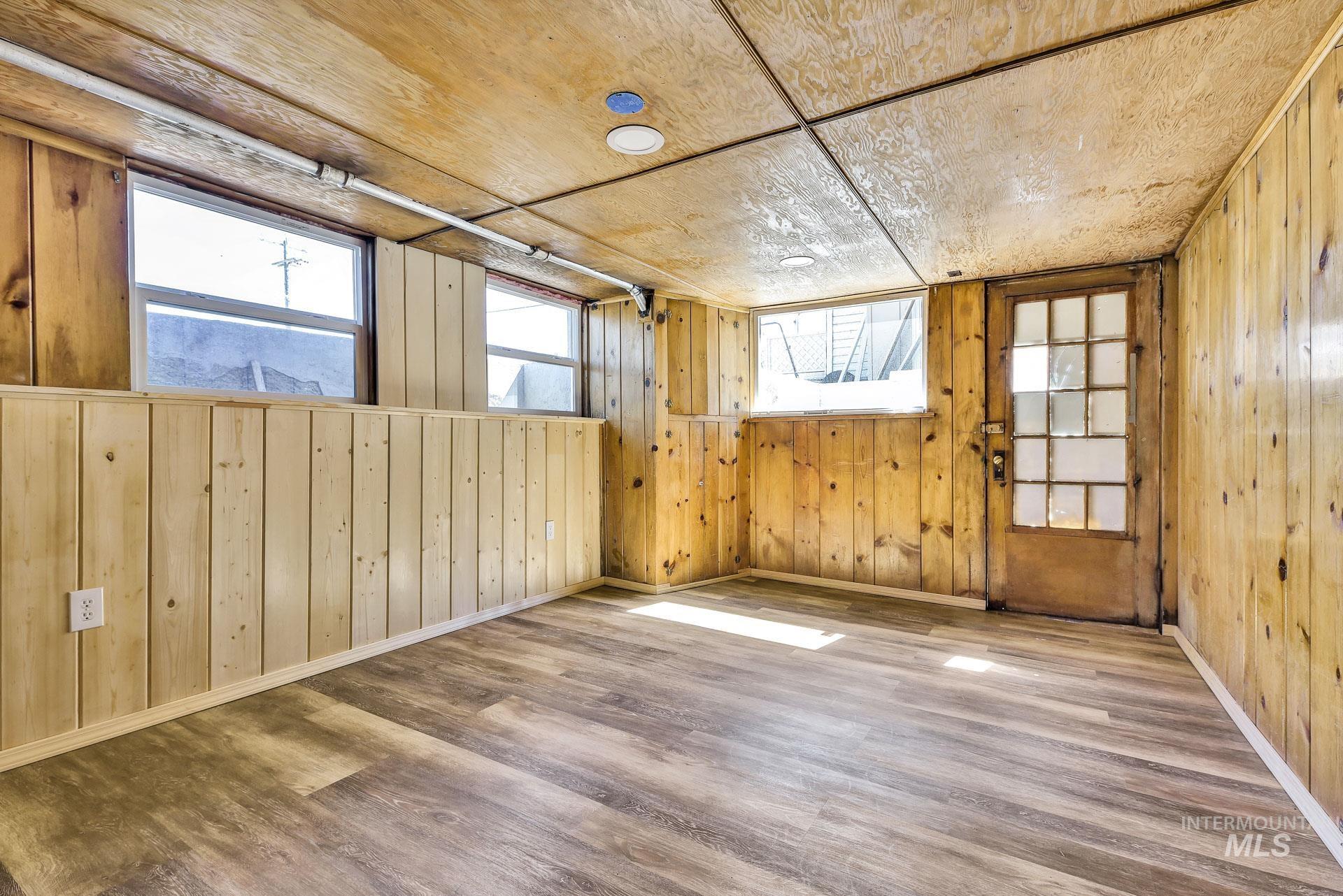 405 N 2nd E, Mountain Home, Idaho 83647, 1 Bedroom, 1 Bathroom, Residential Income For Sale, Price $760,000,MLS 98973083