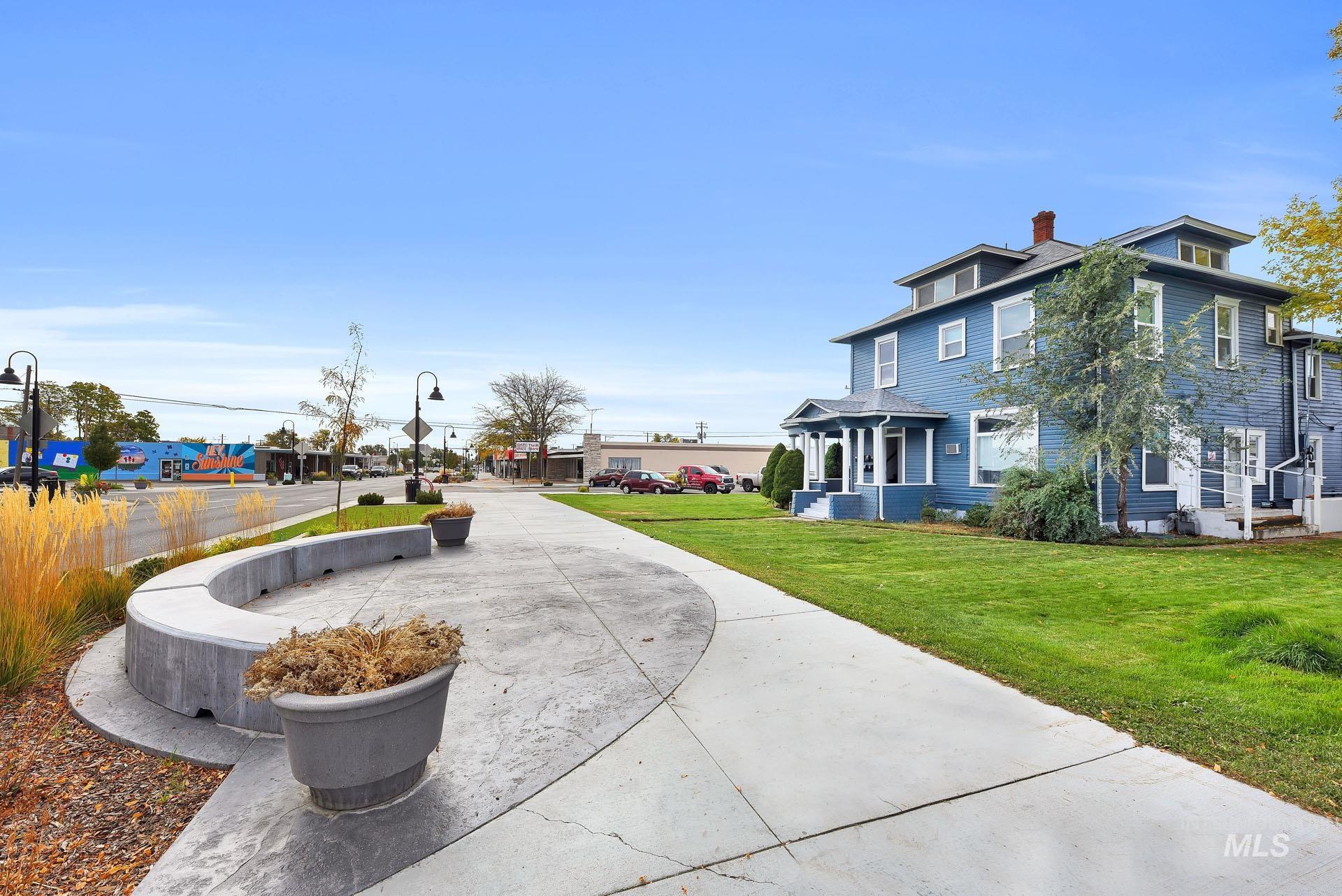 405 N 2nd E, Mountain Home, Idaho 83647, 1 Bedroom, 1 Bathroom, Residential Income For Sale, Price $760,000,MLS 98973083