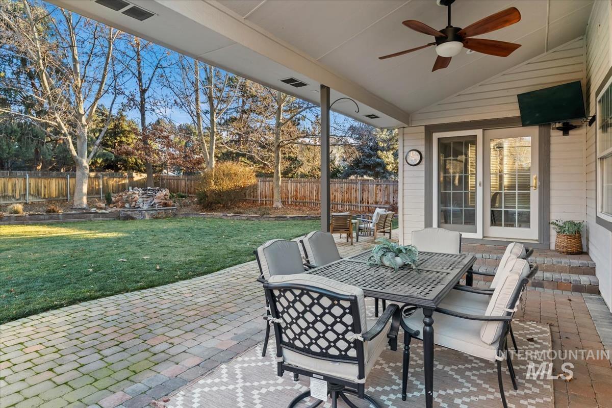 1712 E Myrtle Beach Ct, Eagle, Idaho 83616, 4 Bedrooms, 2.5 Bathrooms, Residential For Sale, Price $700,000, 98973084