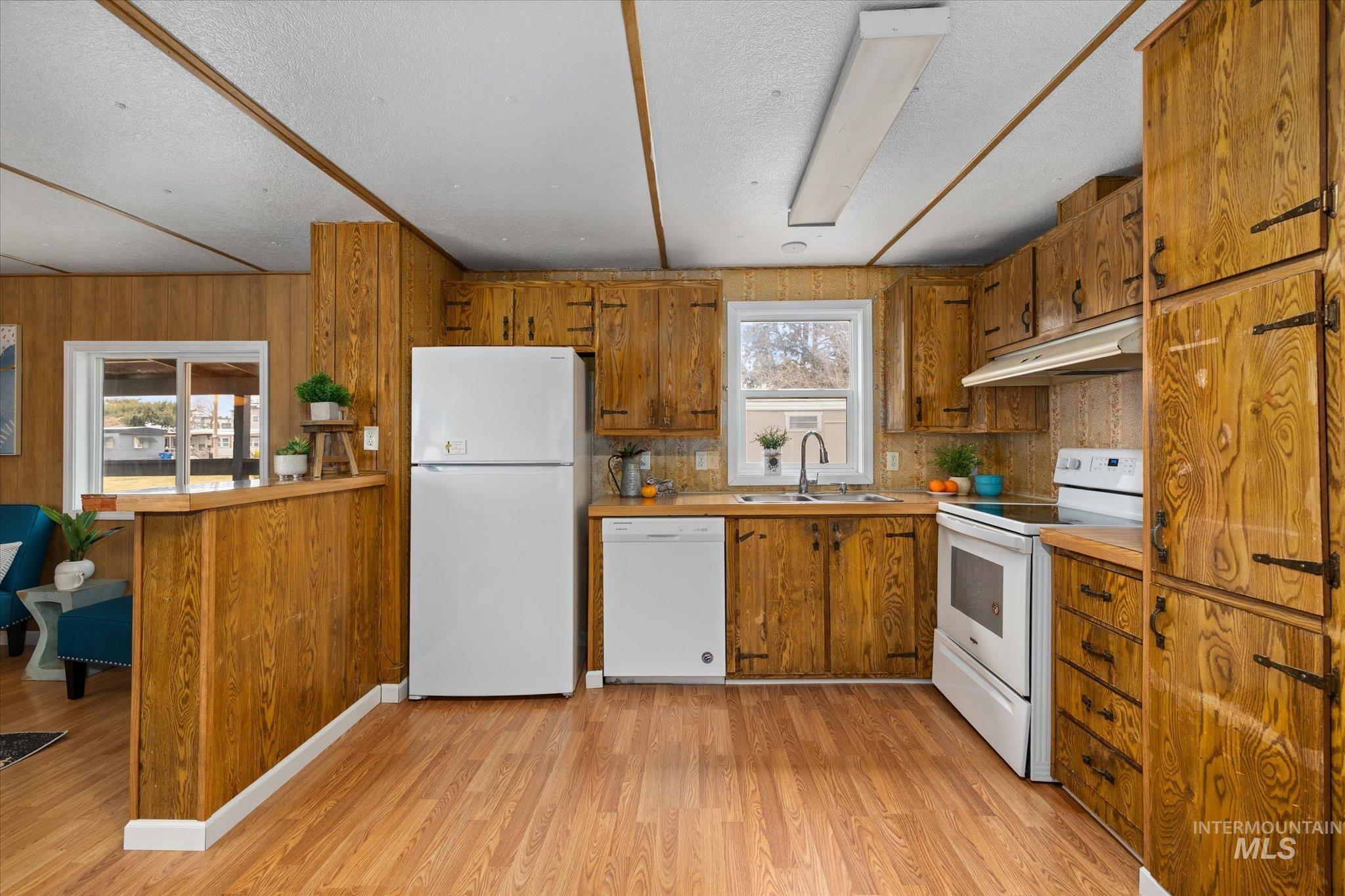 1410 W Flamingo Ave TRLR 7, Nampa, Idaho 83651, 3 Bedrooms, 2 Bathrooms, Residential For Sale, Price $78,000,MLS 98973085