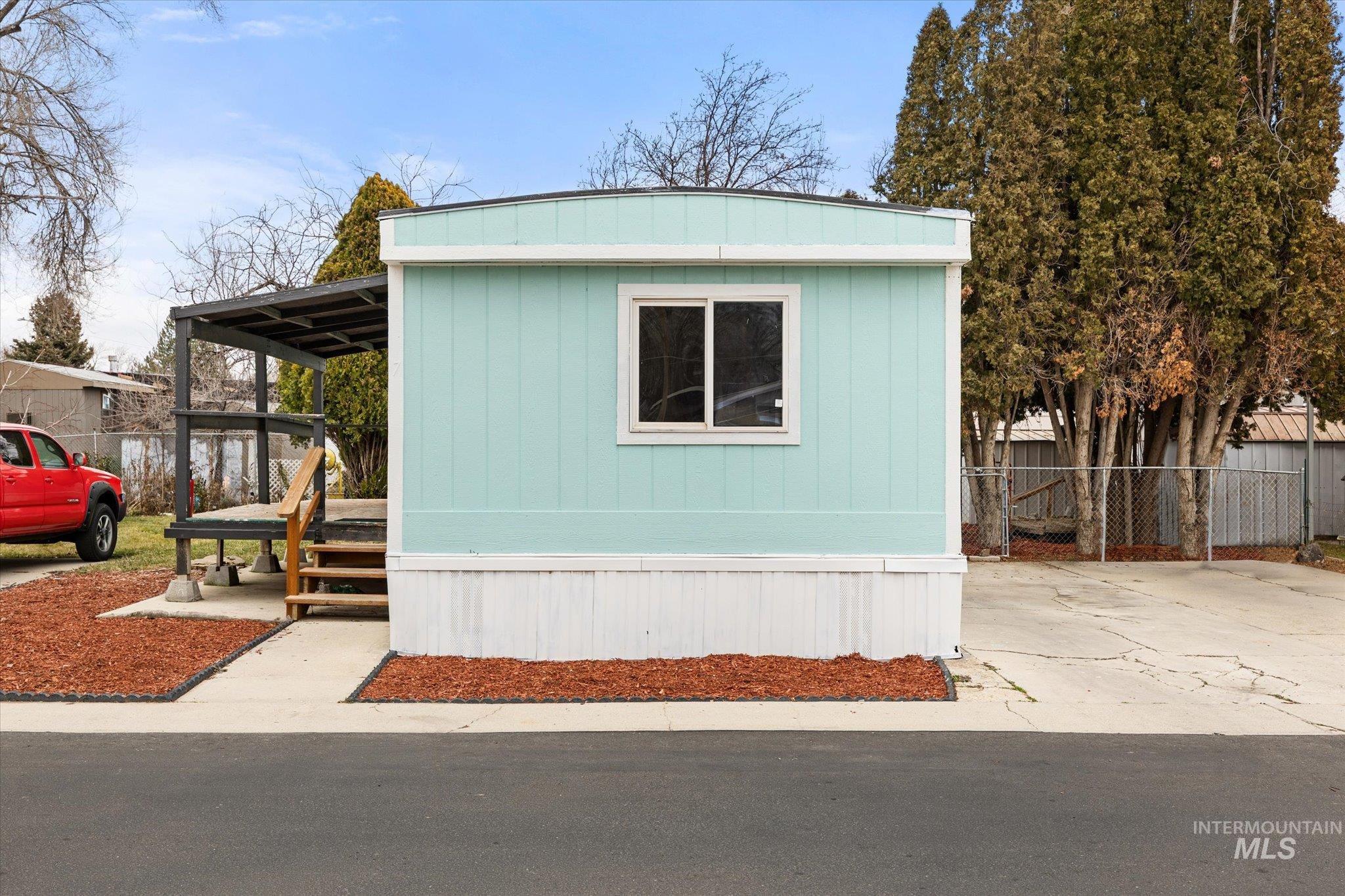 1410 W Flamingo Ave TRLR 7, Nampa, Idaho 83651, 3 Bedrooms, 2 Bathrooms, Residential For Sale, Price $78,000,MLS 98973085