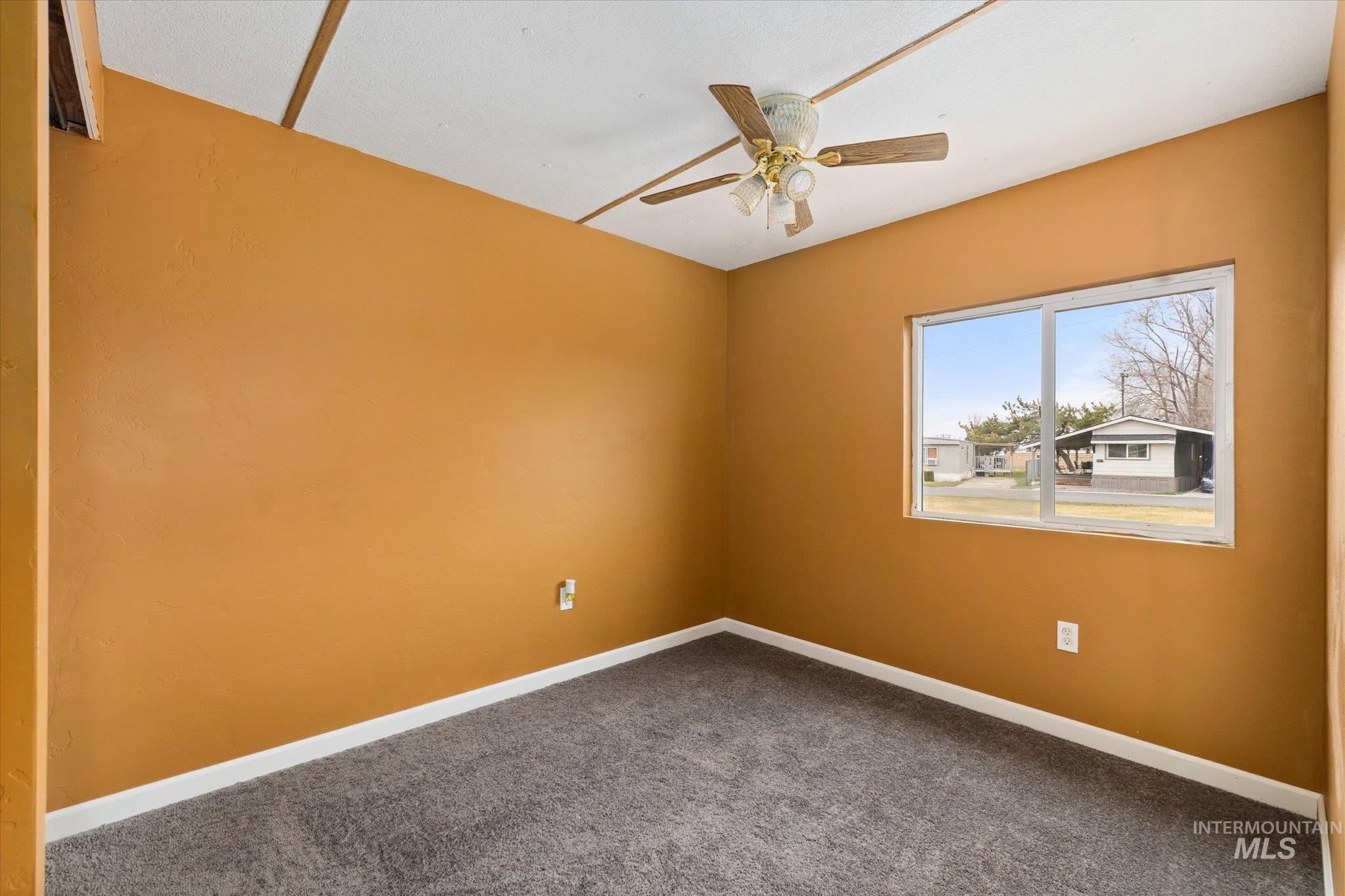 1410 W Flamingo Ave TRLR 7, Nampa, Idaho 83651, 3 Bedrooms, 2 Bathrooms, Residential For Sale, Price $78,000,MLS 98973085