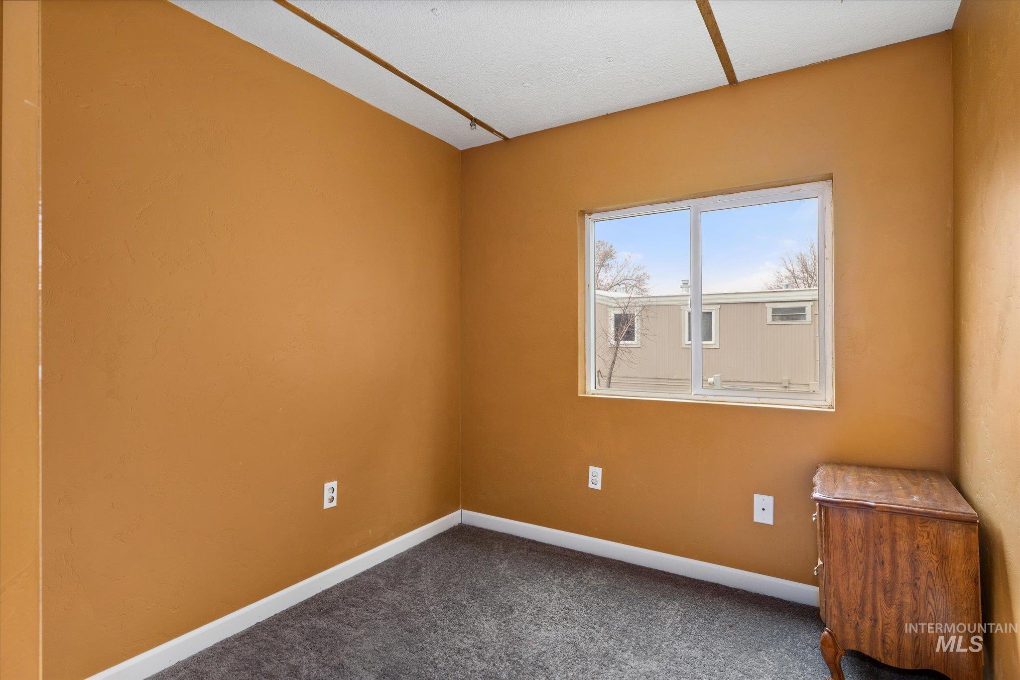 1410 W Flamingo Ave TRLR 7, Nampa, Idaho 83651, 3 Bedrooms, 2 Bathrooms, Residential For Sale, Price $78,000,MLS 98973085