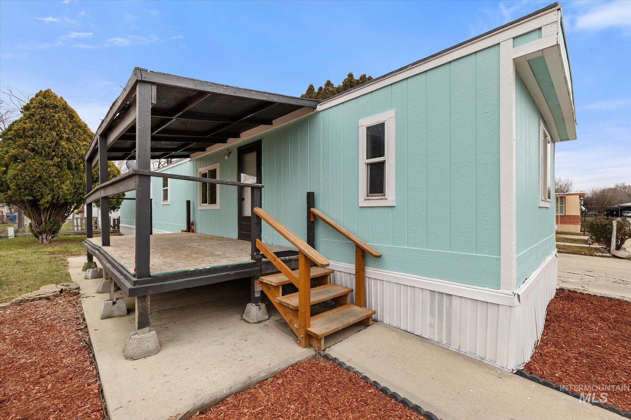 1410 W Flamingo Ave TRLR 7, Nampa, Idaho 83651, 3 Bedrooms, 2 Bathrooms, Residential For Sale, Price $78,000,MLS 98973085