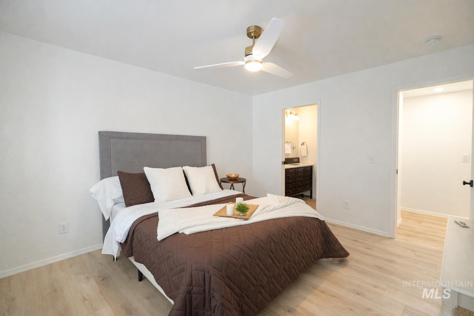 4415 S Silverwood Pl., Boise, Idaho 83716, 3 Bedrooms, 2 Bathrooms, Residential For Sale, Price $469,900,MLS 98973087