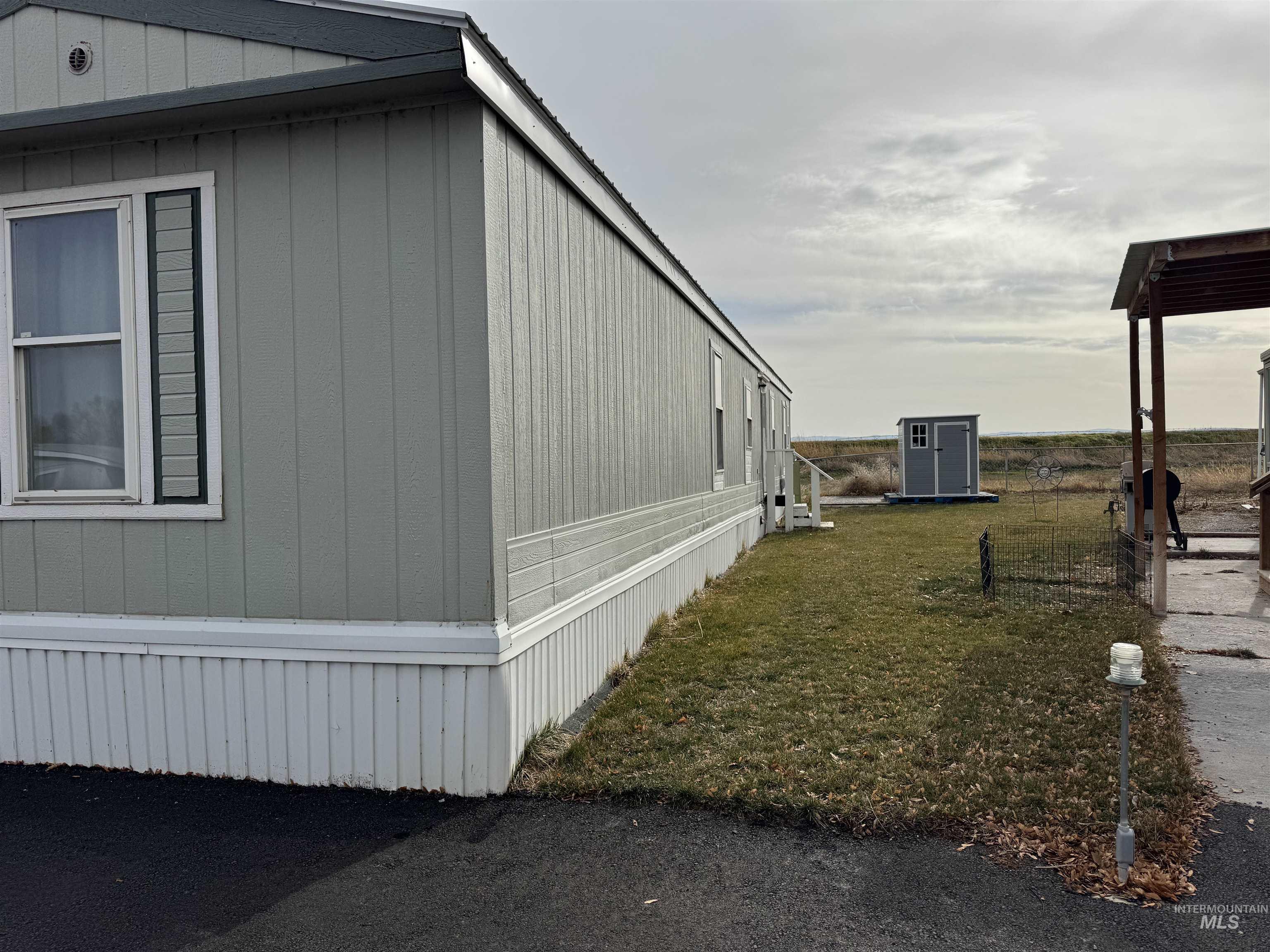 198 South Hills Road, Twin Falls, Idaho 83301, 2 Bedrooms, 2 Bathrooms, Residential For Sale, Price $87,000, 98973090