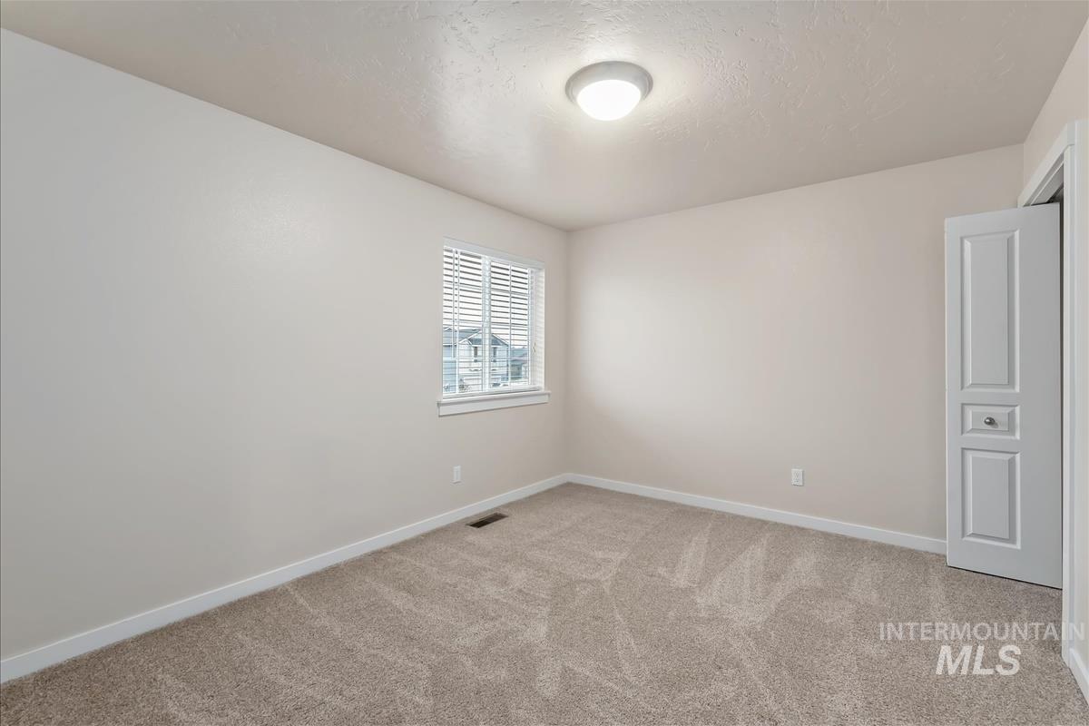 13576 Cocoa Beach St, Caldwell, Idaho 83607, 4 Bedrooms, 3 Bathrooms, Residential For Sale, Price $419,000,MLS 98973091