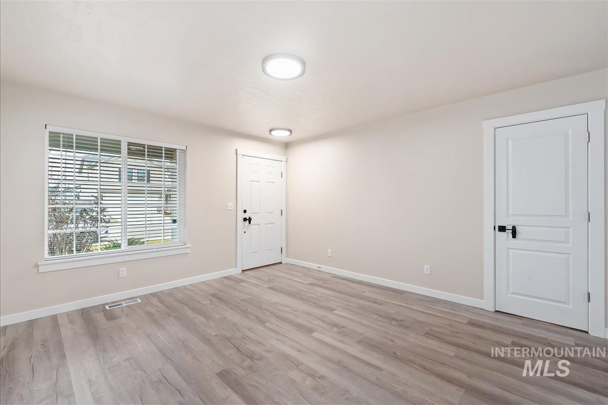 13576 Cocoa Beach St, Caldwell, Idaho 83607, 4 Bedrooms, 3 Bathrooms, Residential For Sale, Price $419,000,MLS 98973091