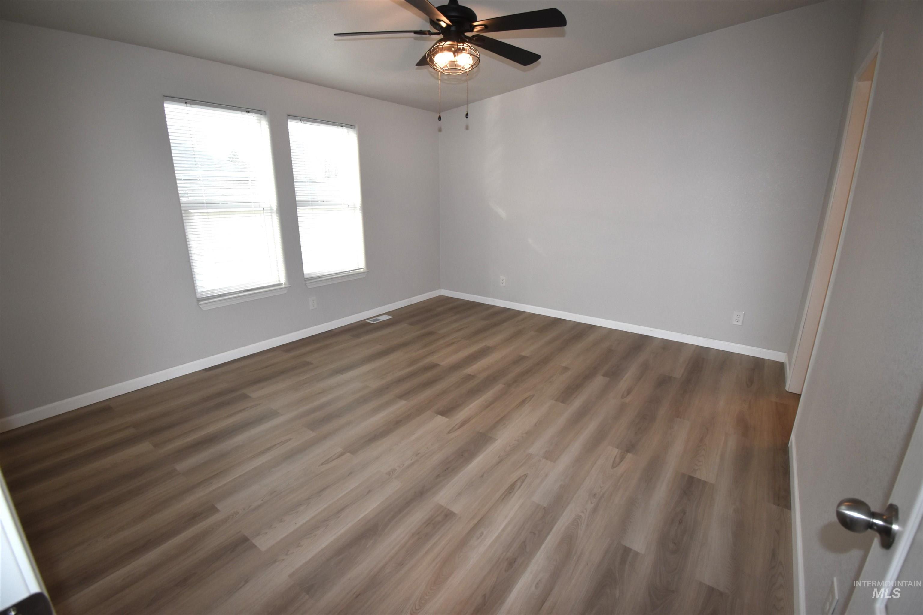 3610 15th Street, Lewiston, Idaho 83501, 2 Bedrooms, 2 Bathrooms, Residential For Sale, Price $189,500,MLS 98973092