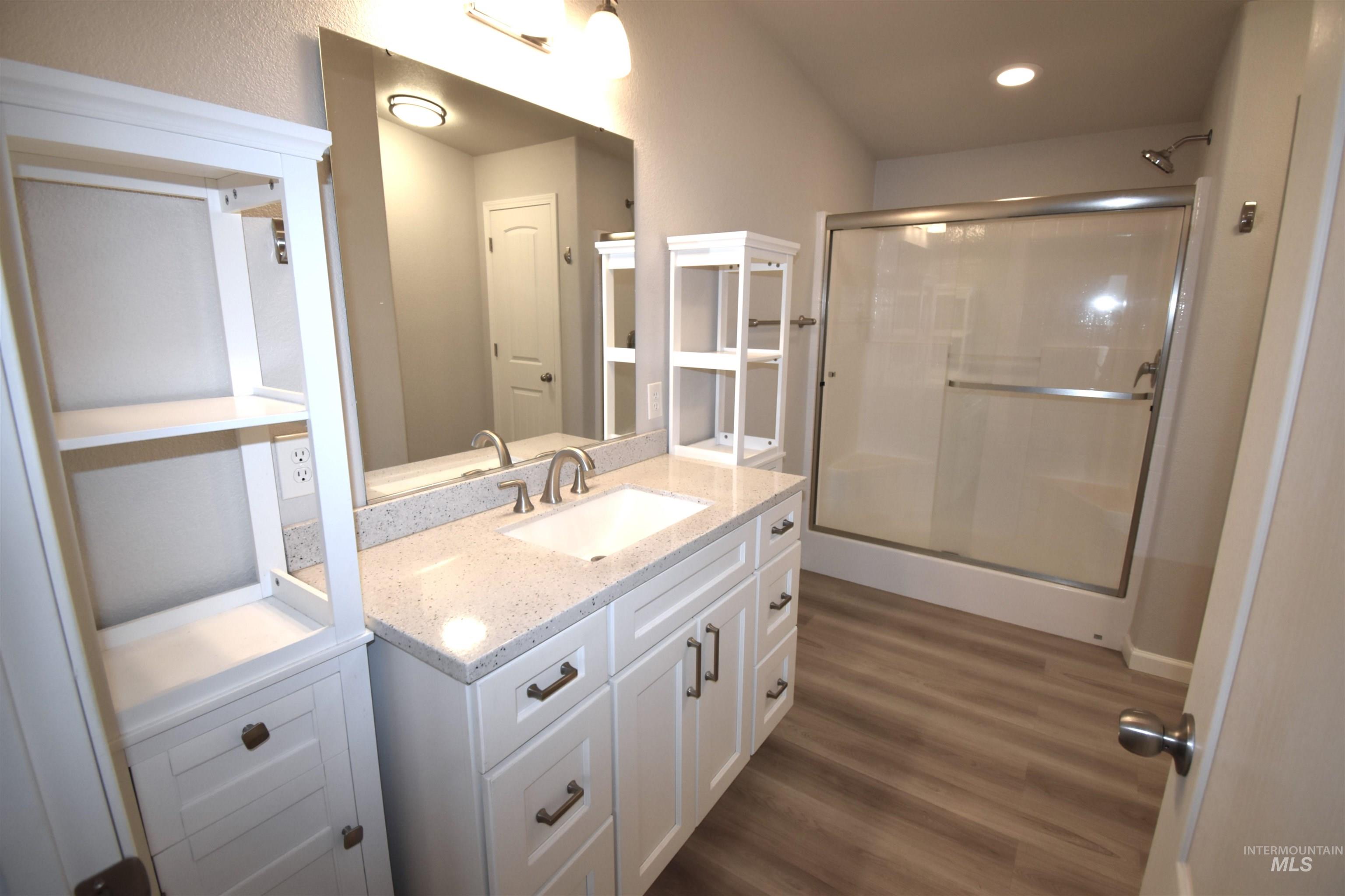 3610 15th Street, Lewiston, Idaho 83501, 2 Bedrooms, 2 Bathrooms, Residential For Sale, Price $189,500,MLS 98973092