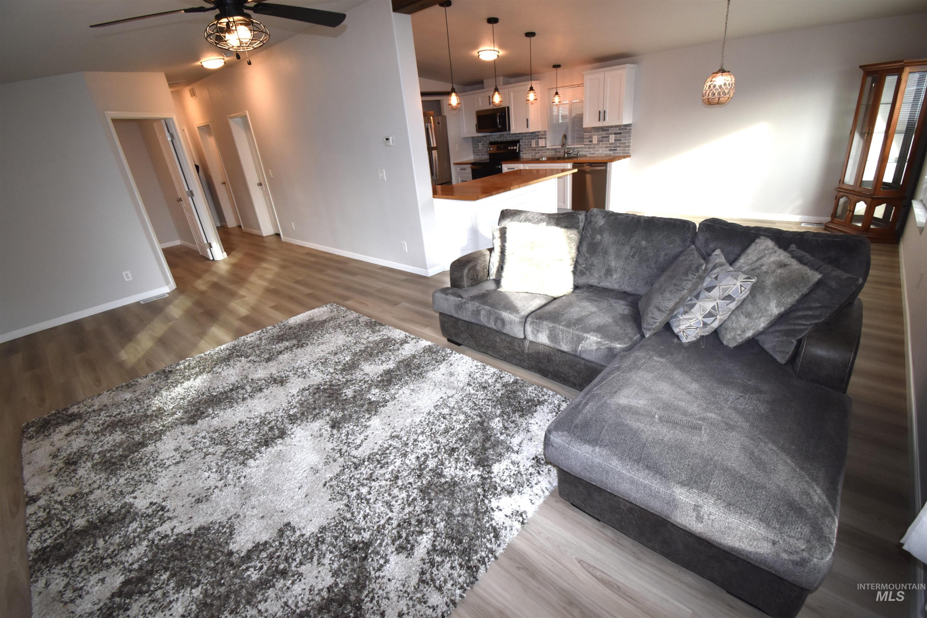 3610 15th Street, Lewiston, Idaho 83501, 2 Bedrooms, 2 Bathrooms, Residential For Sale, Price $189,500,MLS 98973092