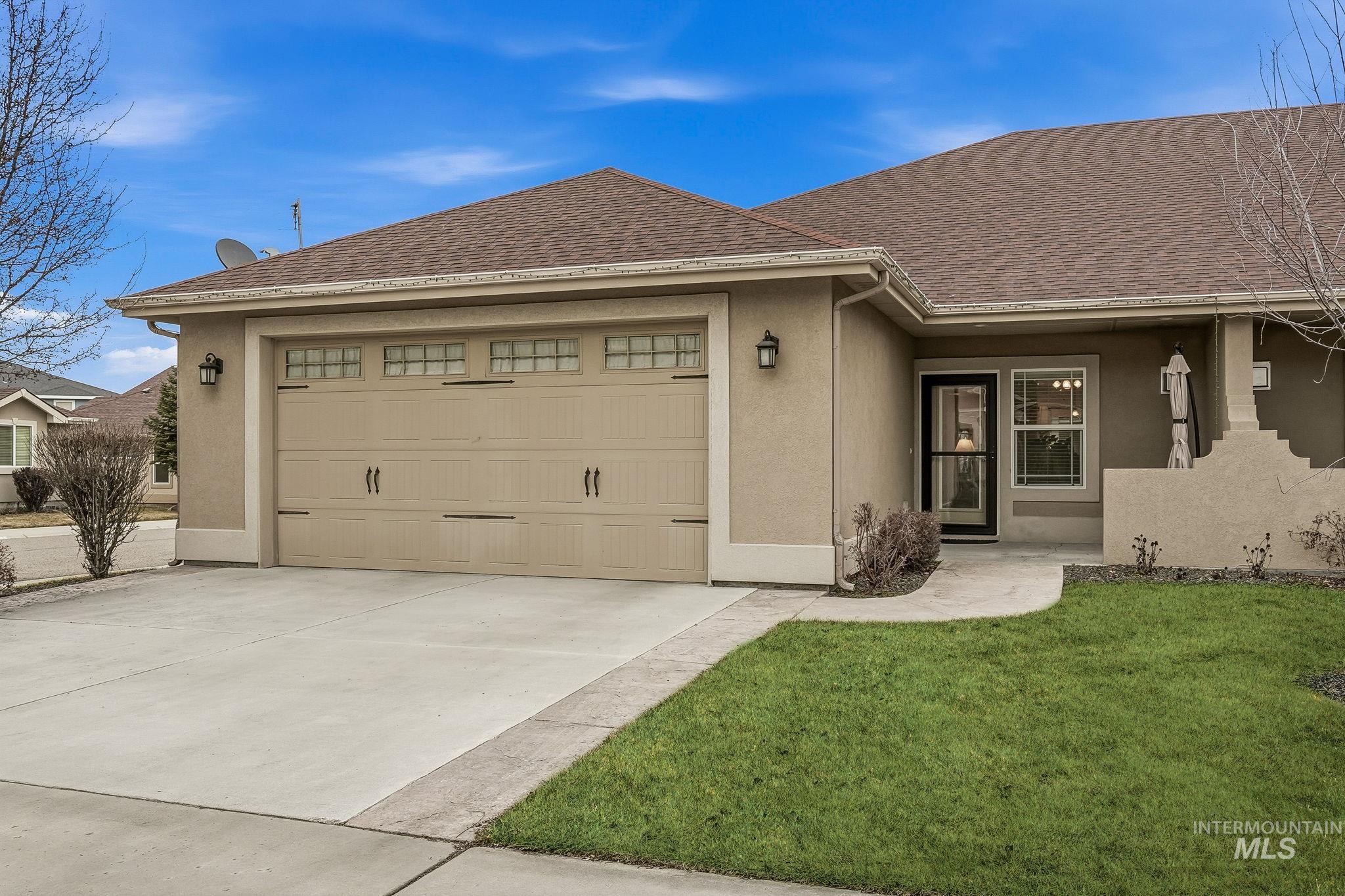 1669 E Horse Creek, Meridian, Idaho 83642, 3 Bedrooms, 2 Bathrooms, Residential For Sale, Price $409,900,MLS 98973096