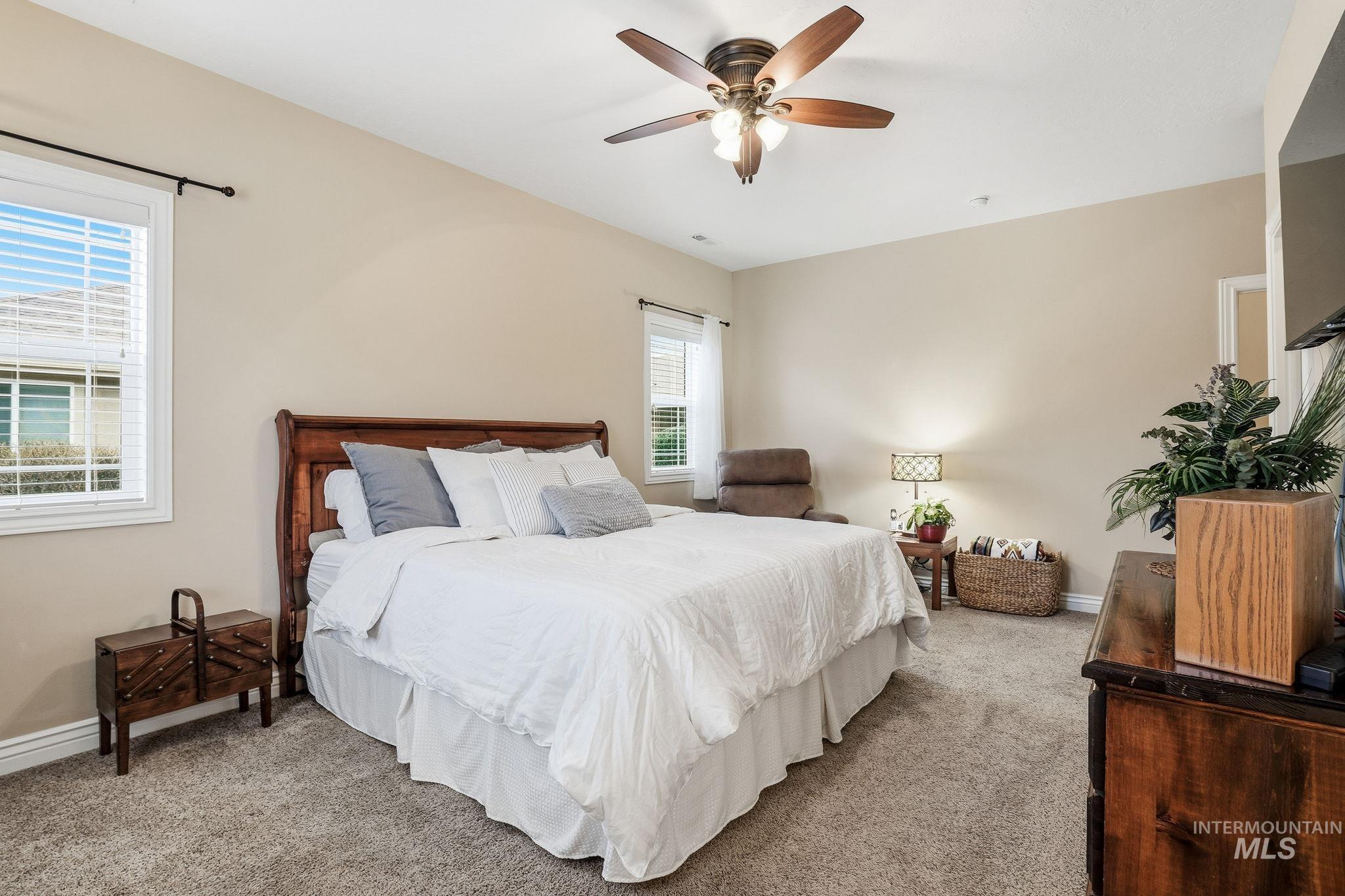 1669 E Horse Creek, Meridian, Idaho 83642, 3 Bedrooms, 2 Bathrooms, Residential For Sale, Price $409,900,MLS 98973096