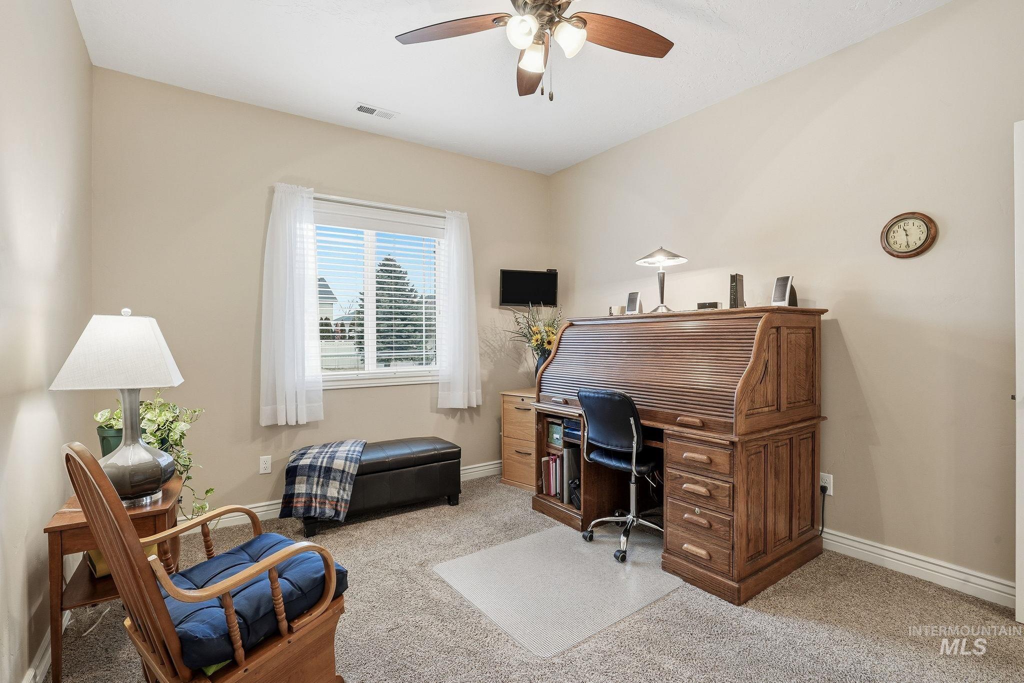 1669 E Horse Creek, Meridian, Idaho 83642, 3 Bedrooms, 2 Bathrooms, Residential For Sale, Price $409,900,MLS 98973096